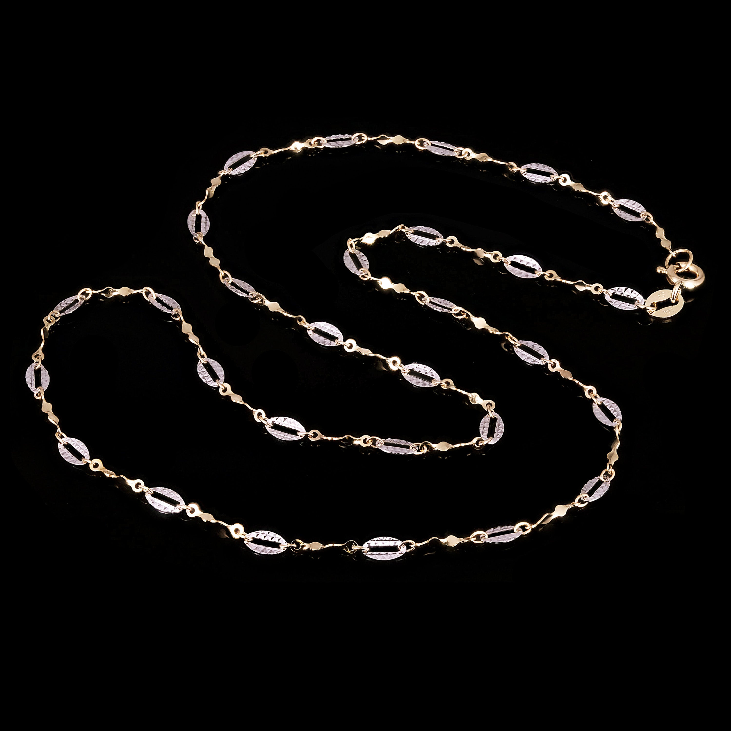 Italian Two Tone Gold Diamond Cut Oval and Twisted Link Necklace 16" 2.4 grams