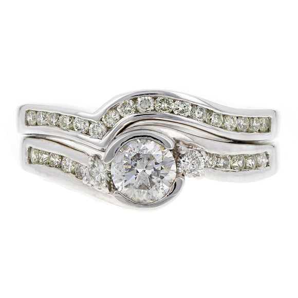 14k White Gold 0.91ctw Diamond Half-Bezel Swirl Matching 2 Piece Bridal Ring Set