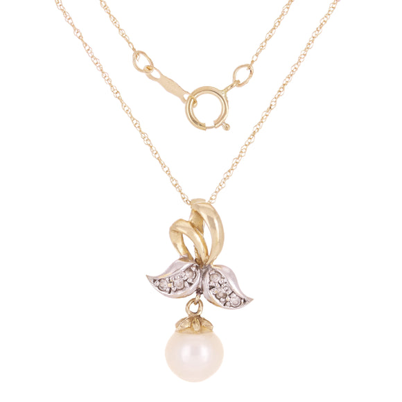 14k Yellow Gold Cultured White Pearl & Diamond Flower Leaf Pendant Necklace 18