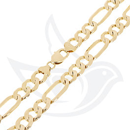 A close look at the details of our real gold Figaro chain necklace.