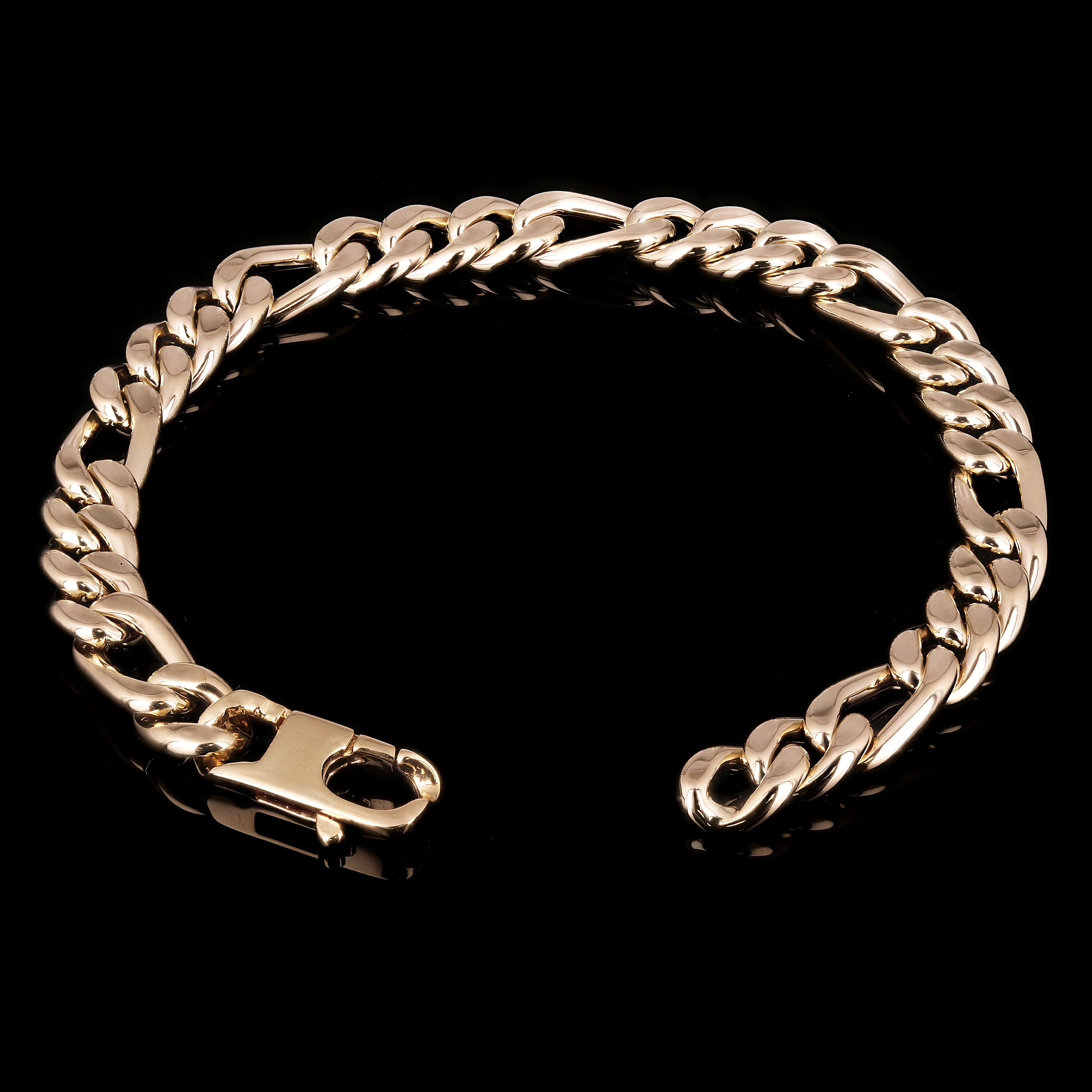 Italian 14k Yellow Gold Hollow Flat Link Figaro Bracelet 8.25" 8.2mm 15.7 grams