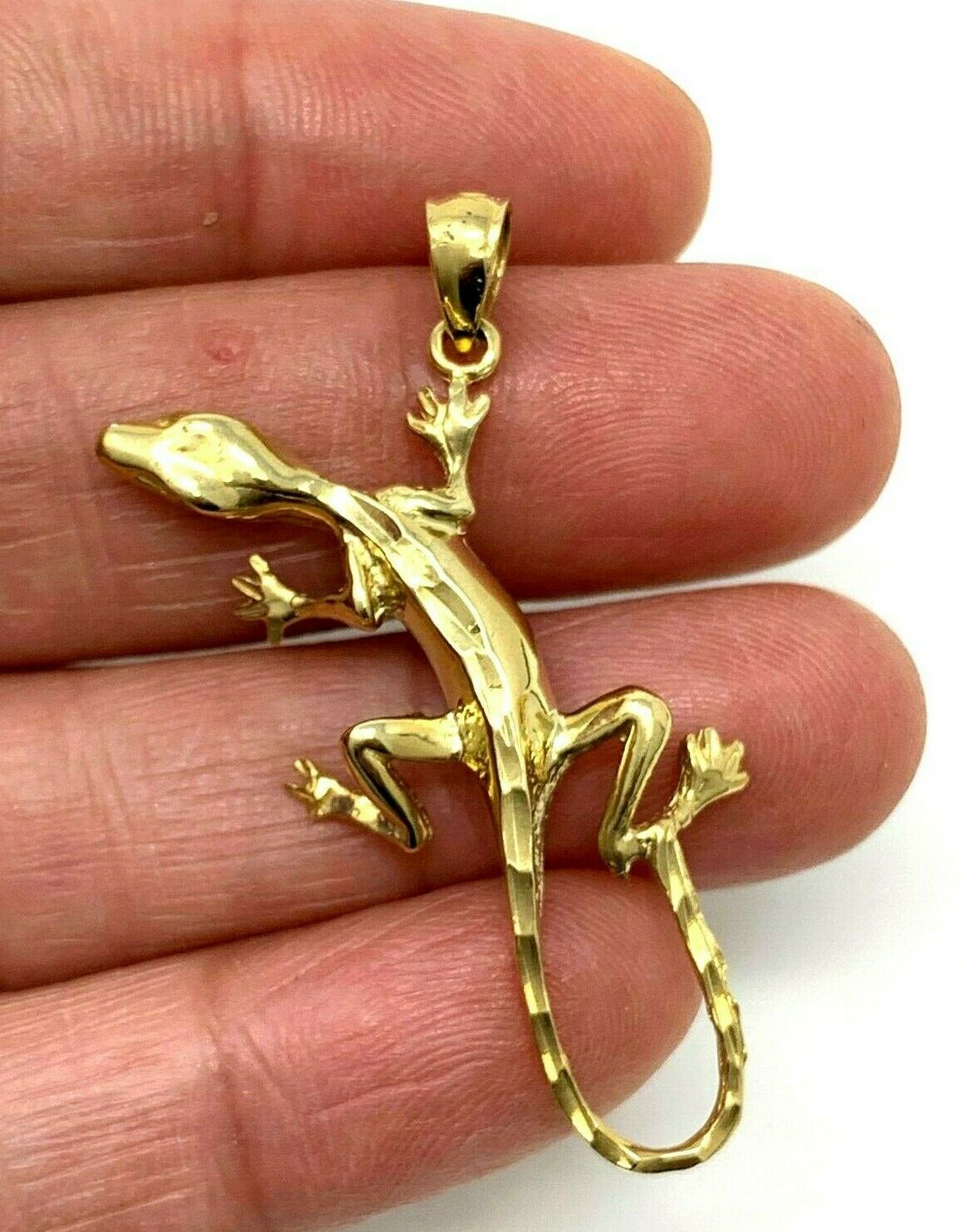14k Yellow Gold Gecko Lizard Pendant Reptile Charm 1.5" 3.4 grams