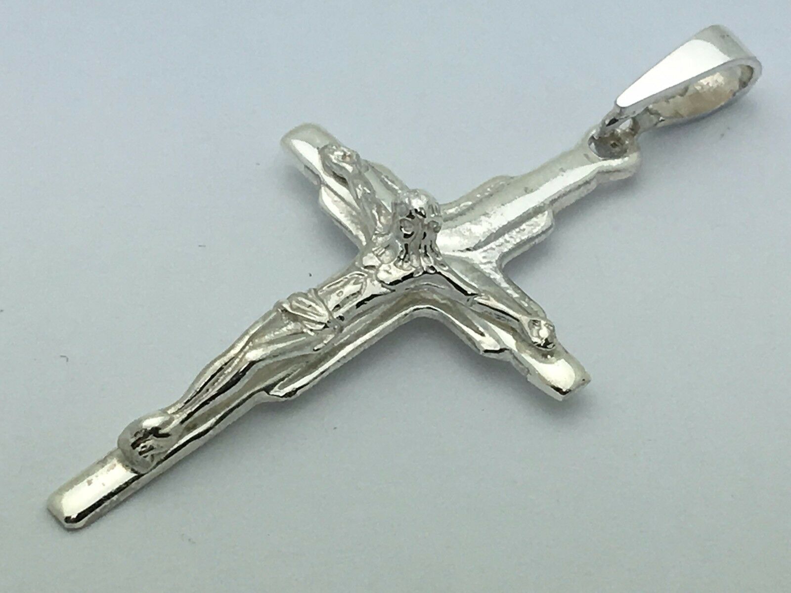 925 Sterling Silver Christian Jesus Christ Catholic Crucifix Cross Pendant