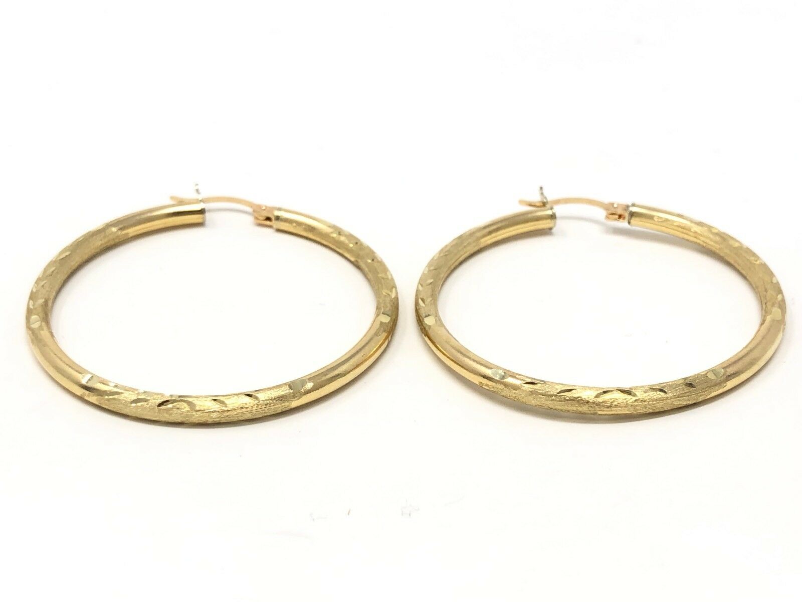 14k Yellow Gold Hollow Diamond Cut Hoop Loop Round Earrings 1.75" 3.1mm 4 grams