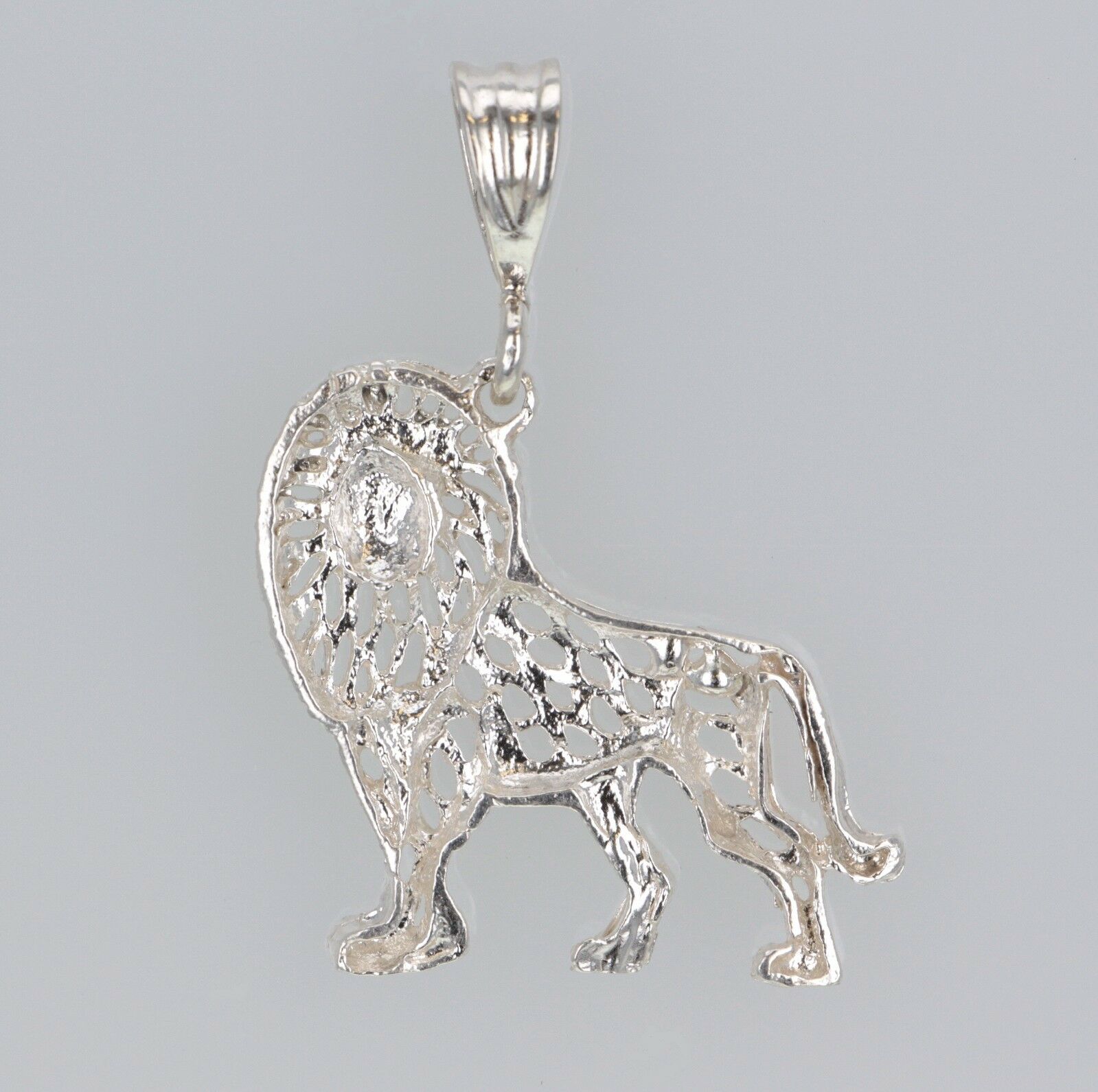 925 Sterling Silver Diamond Cut Animal Lion Charm Pendant 7.2 grams