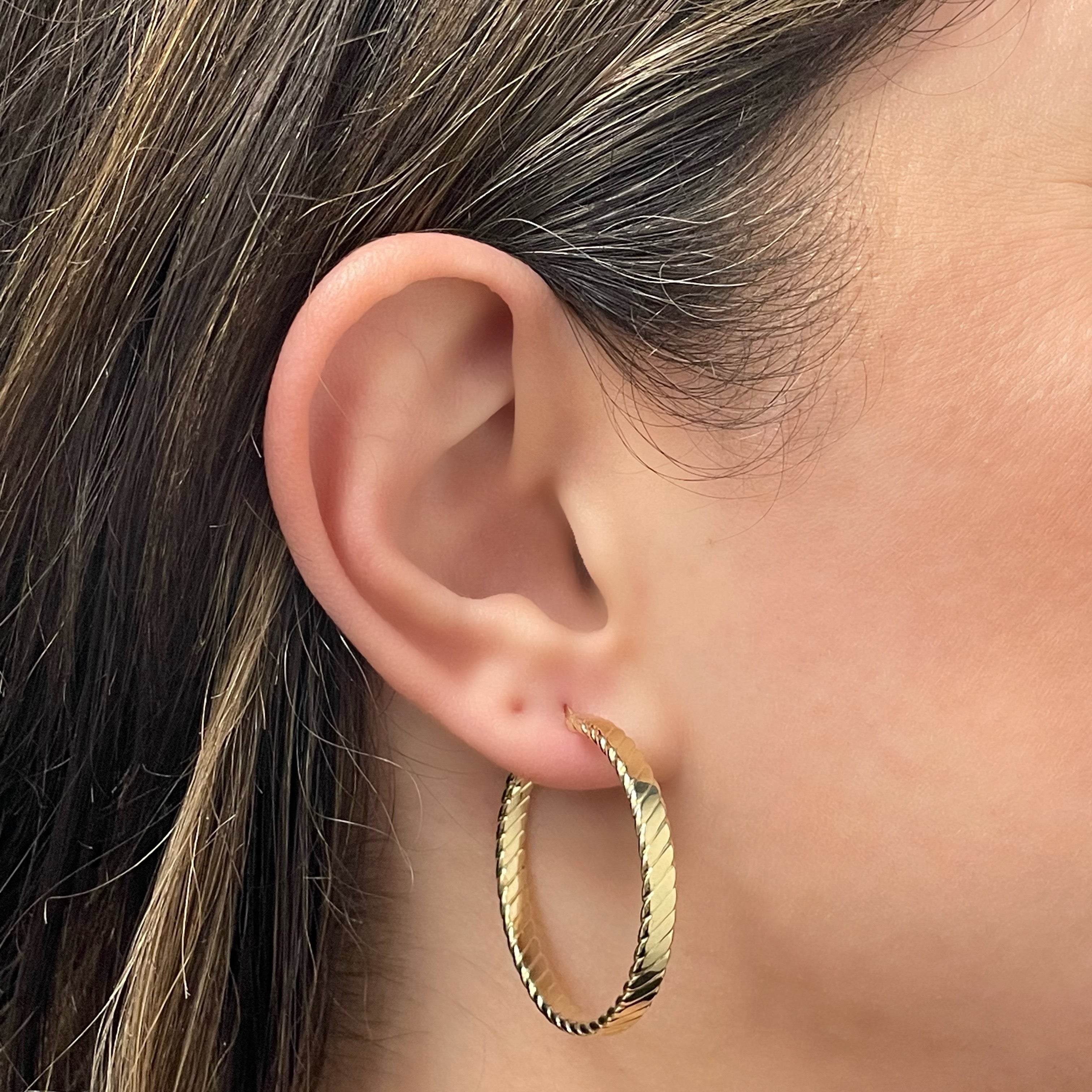 Italian 14k Yellow Gold Hollow Flat Rope Hoop Earrings 1.4" 4mm 3.7 grams