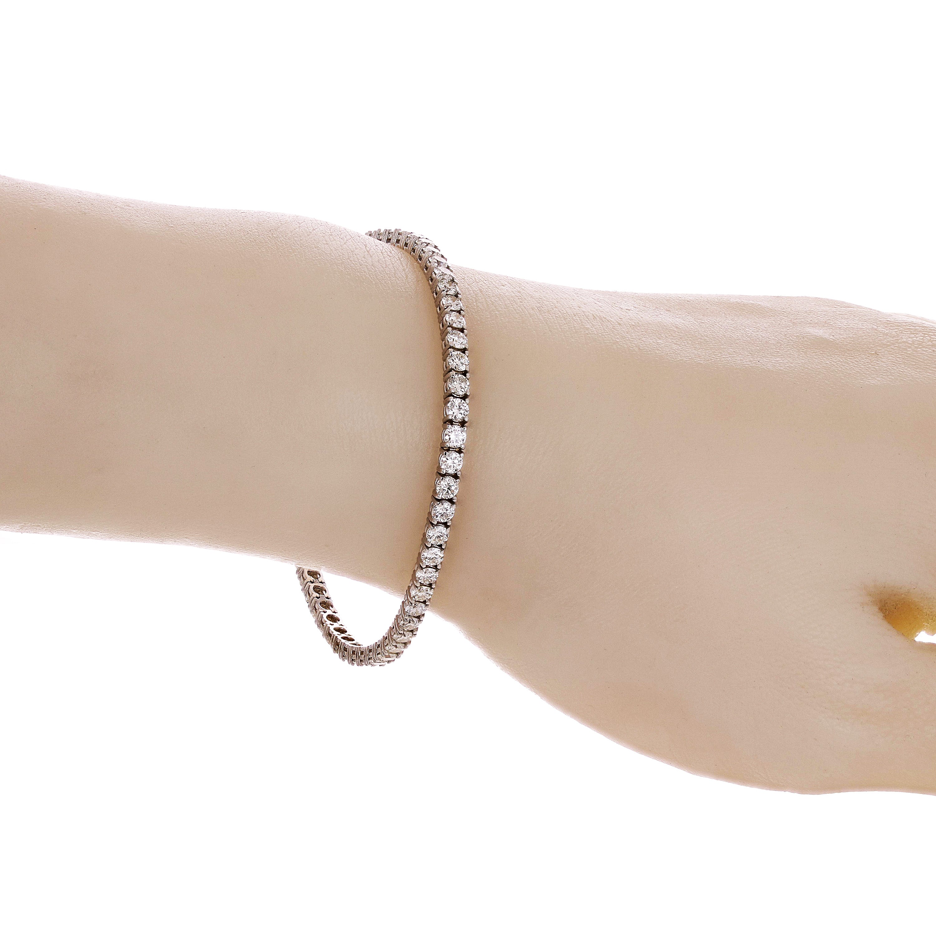 Women's 18k White Gold 6.87ctw Diamond Tennis Bracelet 7" 3.1mm 9.8 grams - 6.87ctw  9.8grams