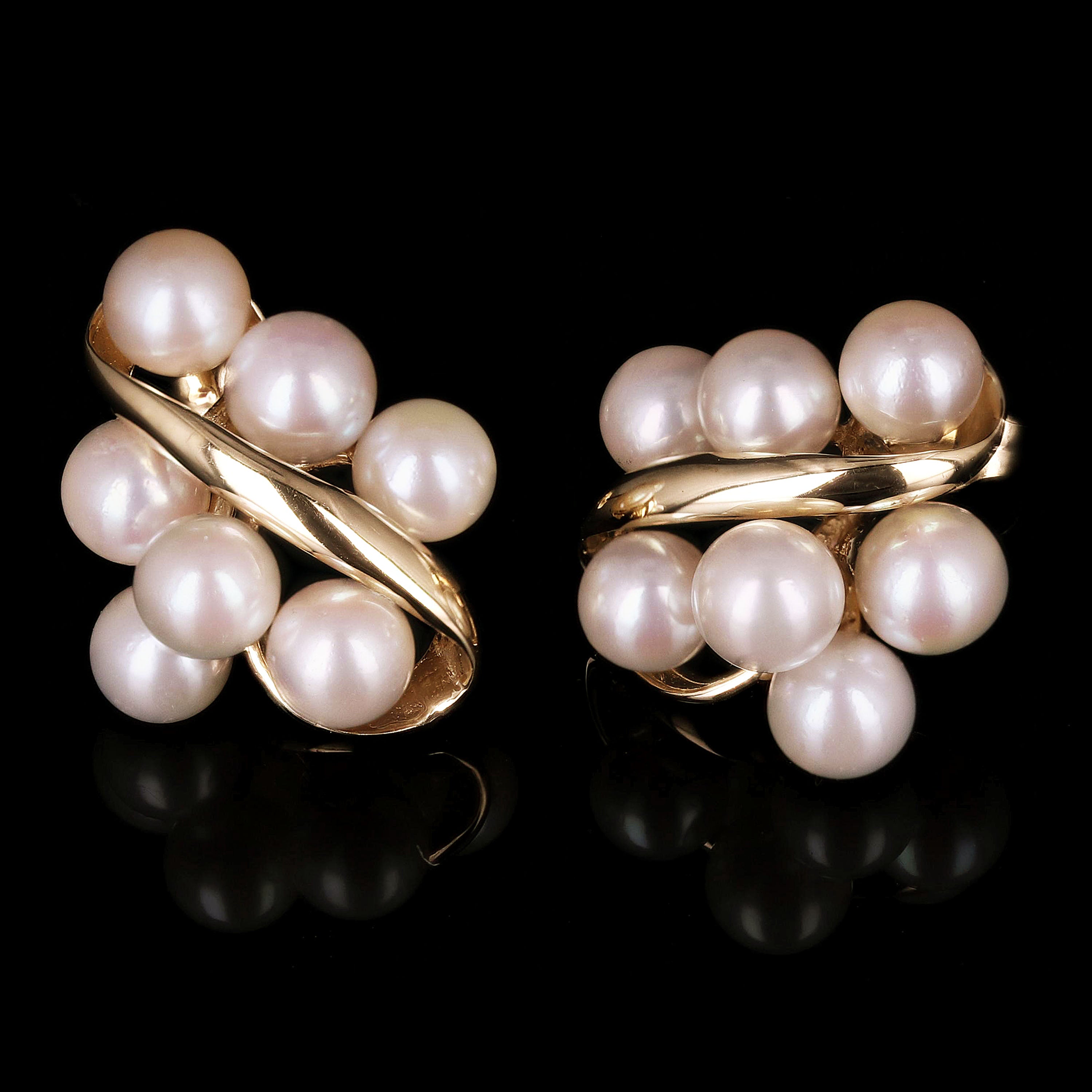 14k Yellow Gold Infinity Fresh Water Pearls Stud Earrings 20mmx16.7mm 5.7 grams