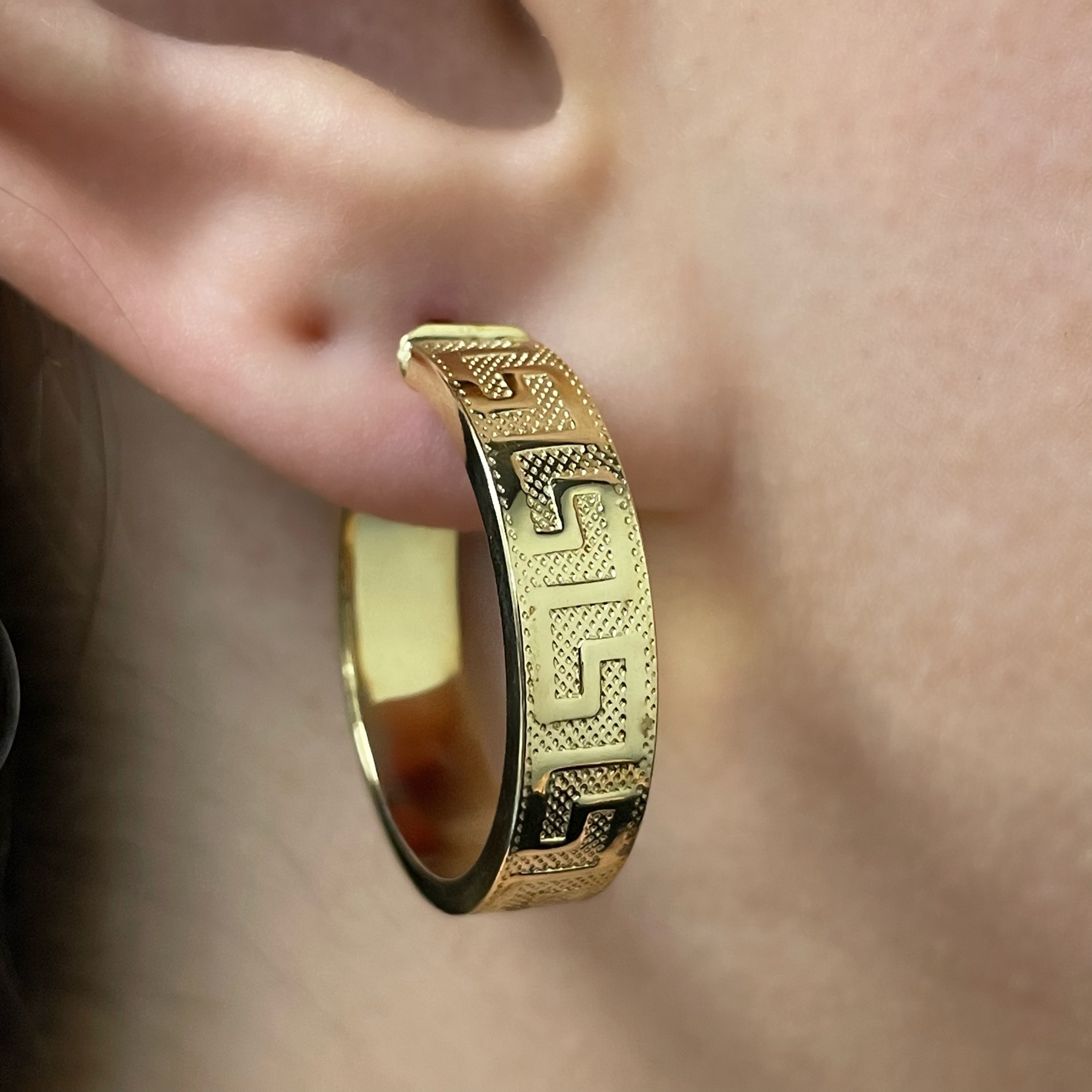Italian 14k Yellow Gold Hollow Greek Key Hollow Hoop Earrings 1.1" 6mm 3 grams