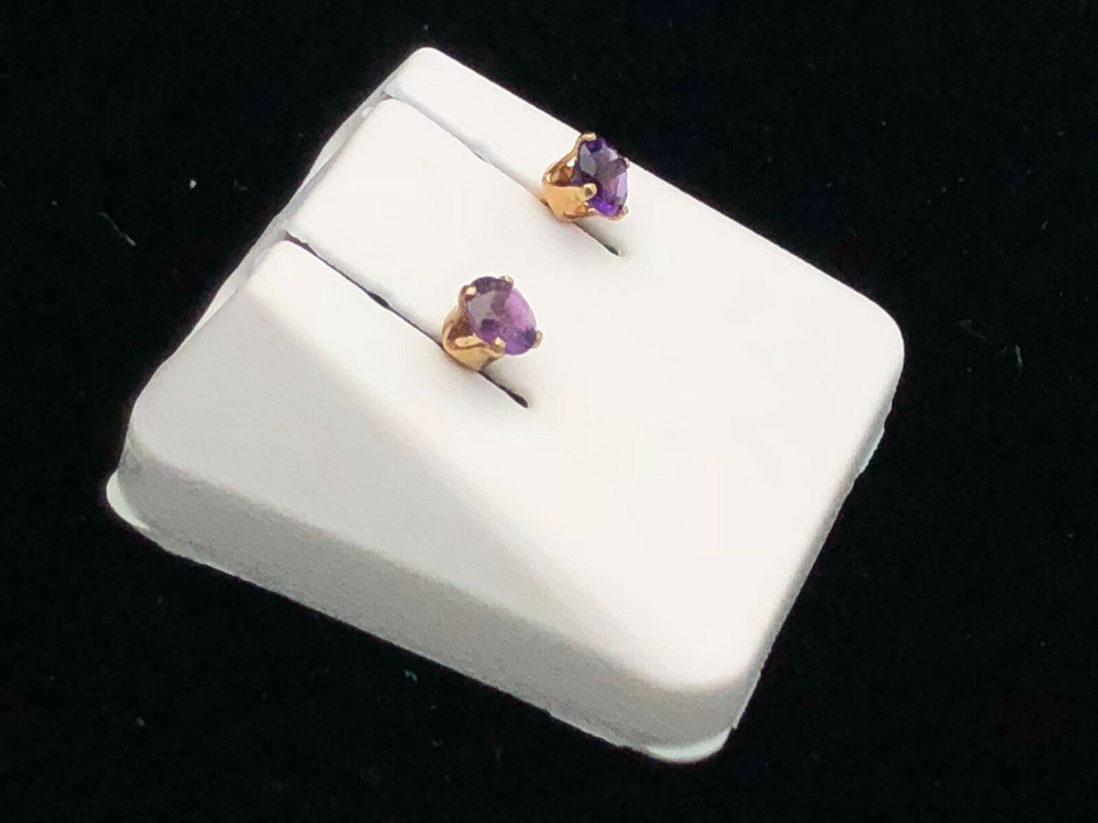 14k Yellow Gold Round Amethyst 4.15mm Stud Earrings February Birthstone