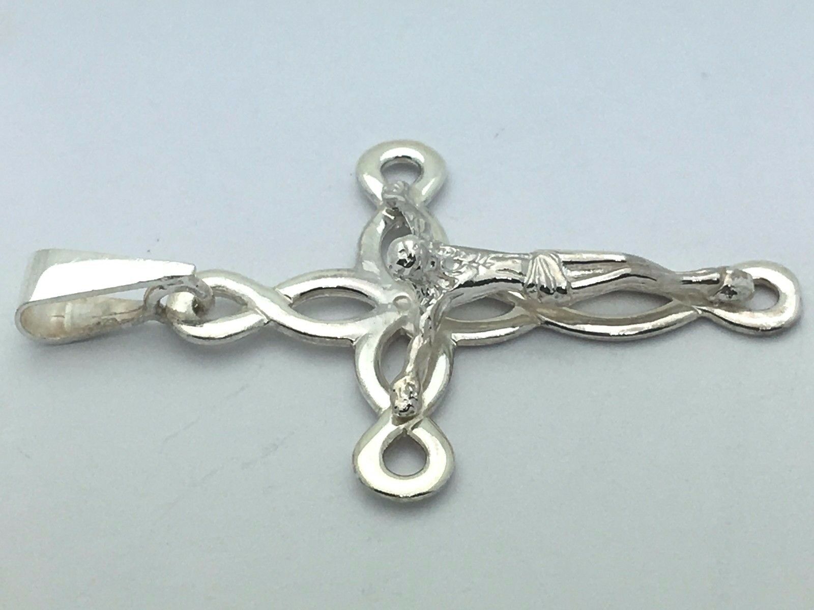 925 Sterling Silver Christian Jesus Christ Catholic Crucifix Cross Pendant