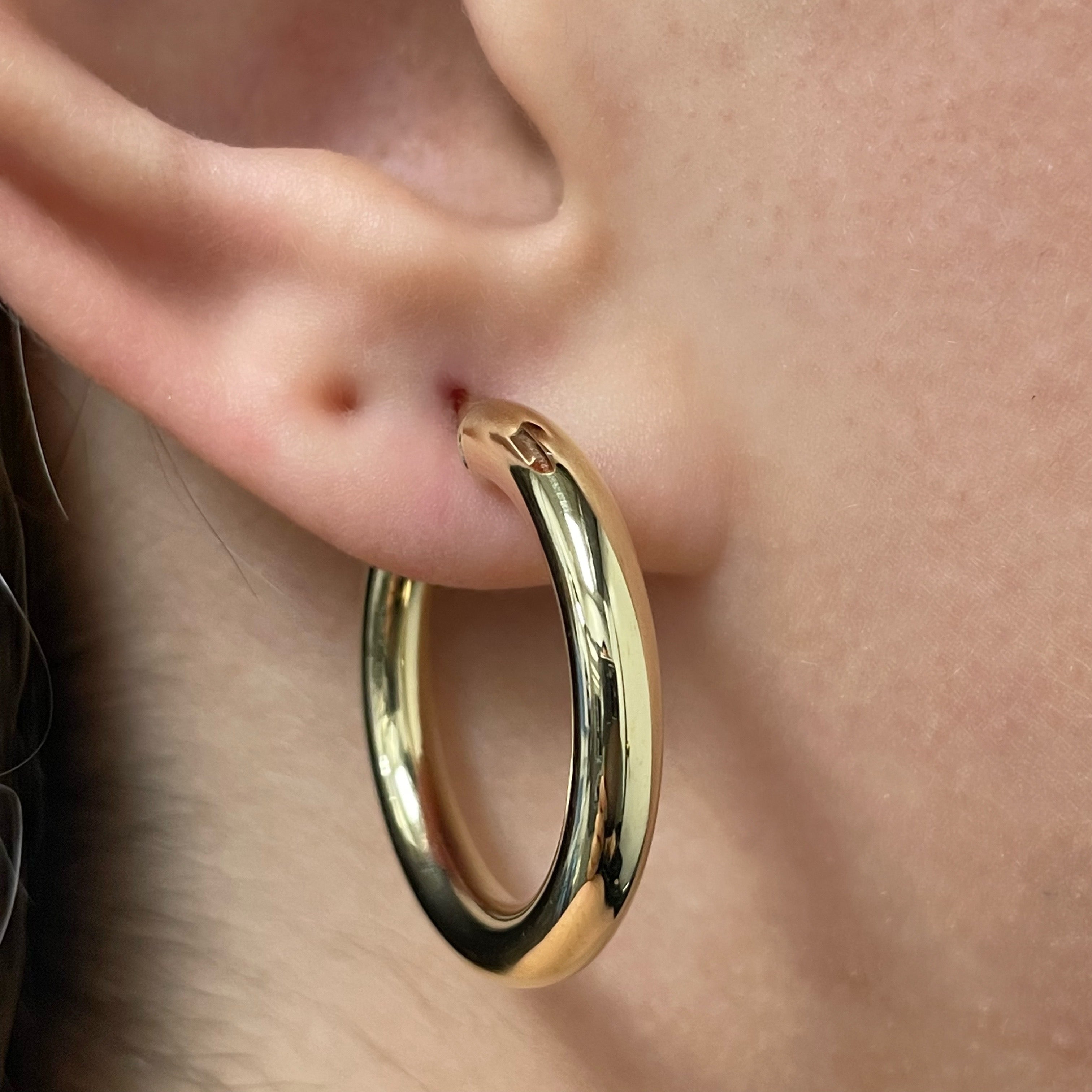 Italian 14k Yellow Gold High Polish 3.9mm 1" Diameter Round Hoop Earrings 2.7g