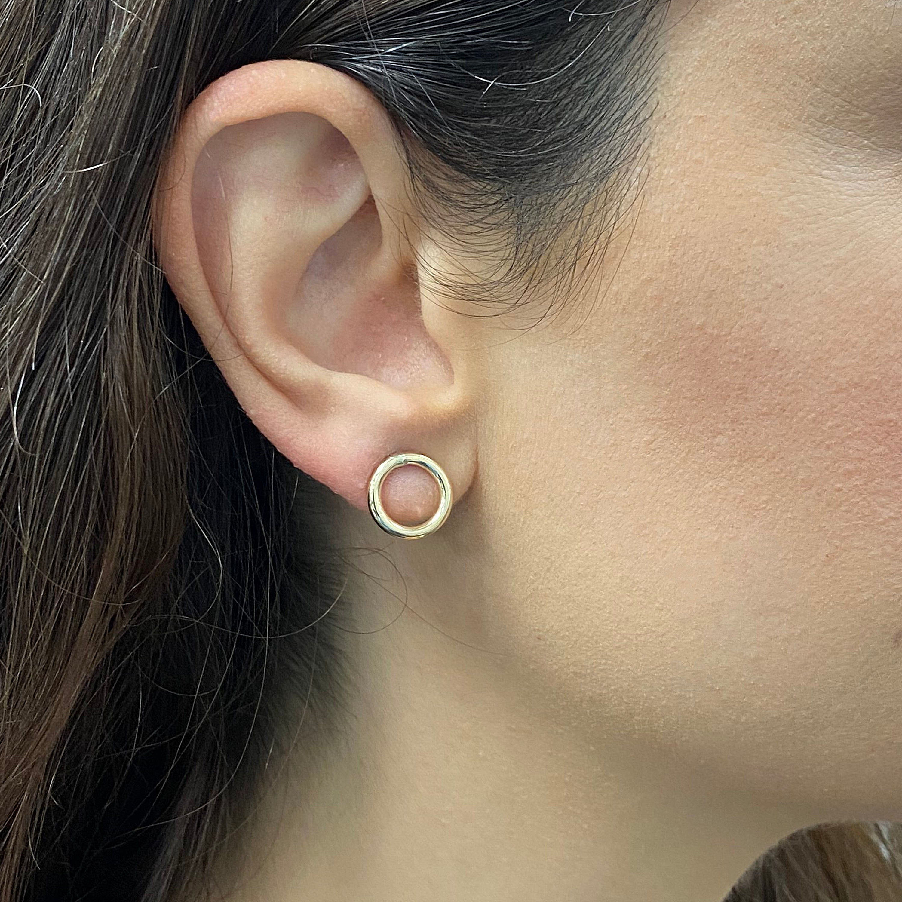 Italian 14k Yellow Gold Shiny Lightweight Eternity Circle Hoop Stud Earrings - 12 mm