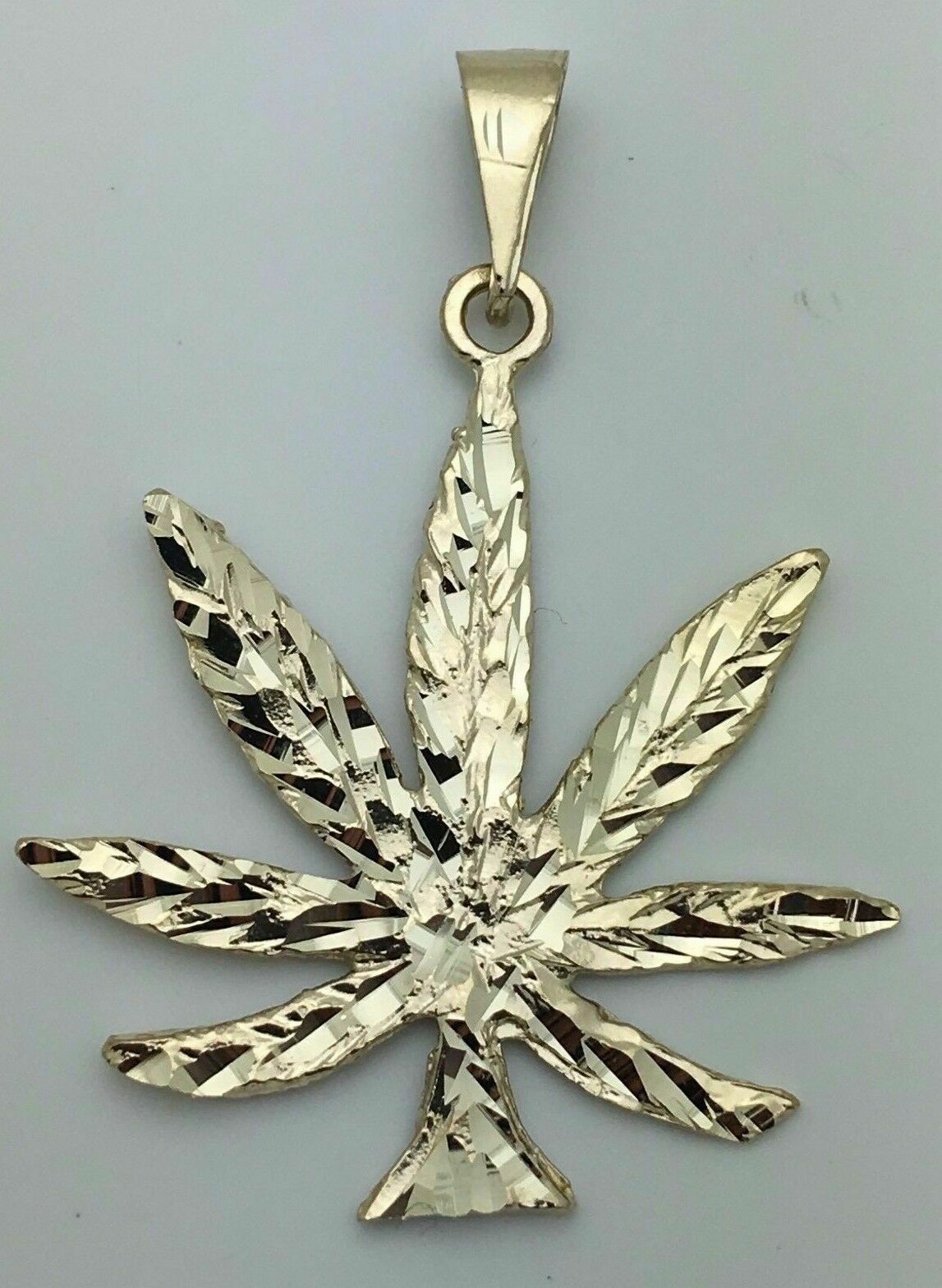 14k Yellow Gold Diamond Cut Marijuana Leaves Leaf Weed Charm Pendant 3.7 grams