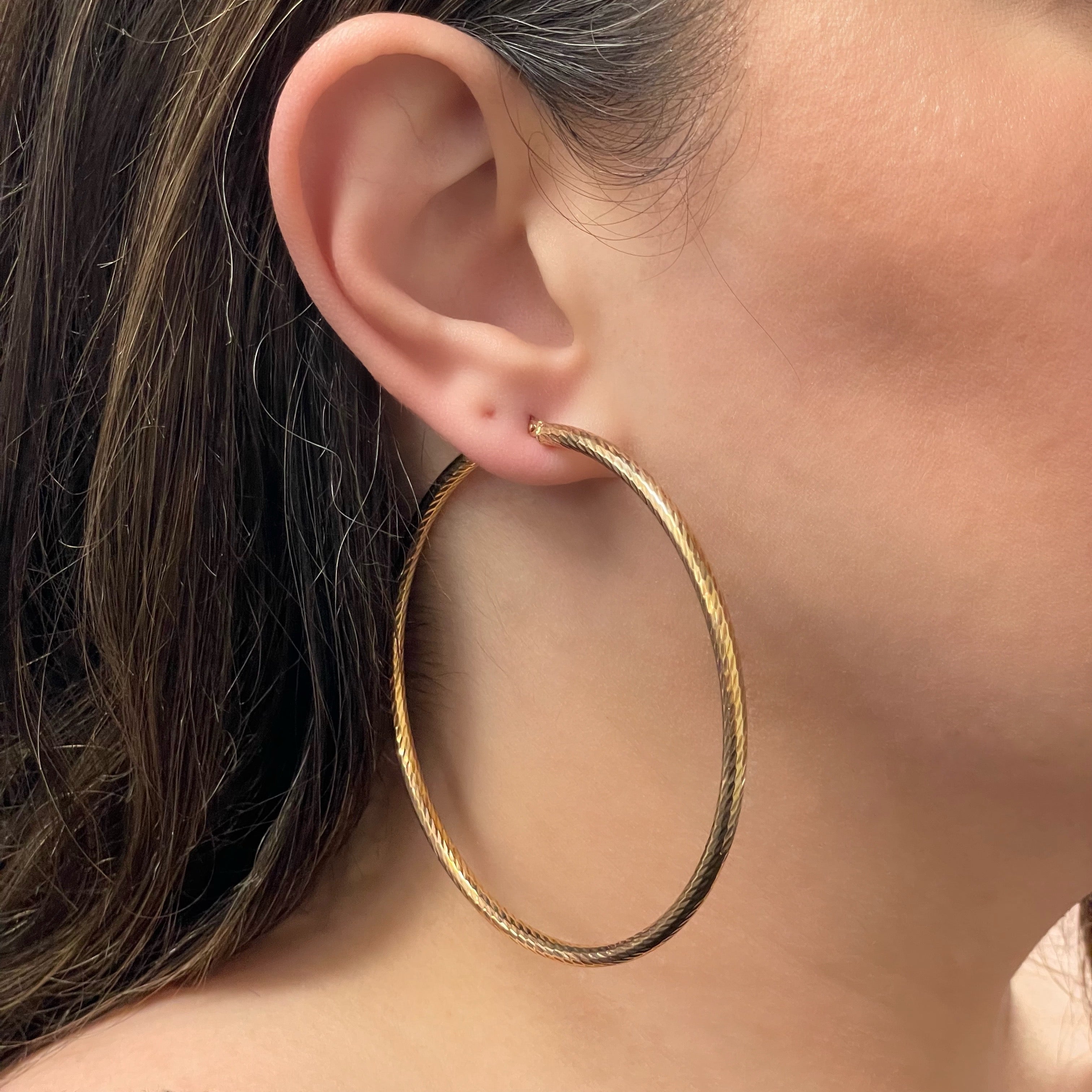 Italian 14k Yellow Gold Diamond Cut Hollow Round Hoop Earrings 3" 3mm 5.1 grams