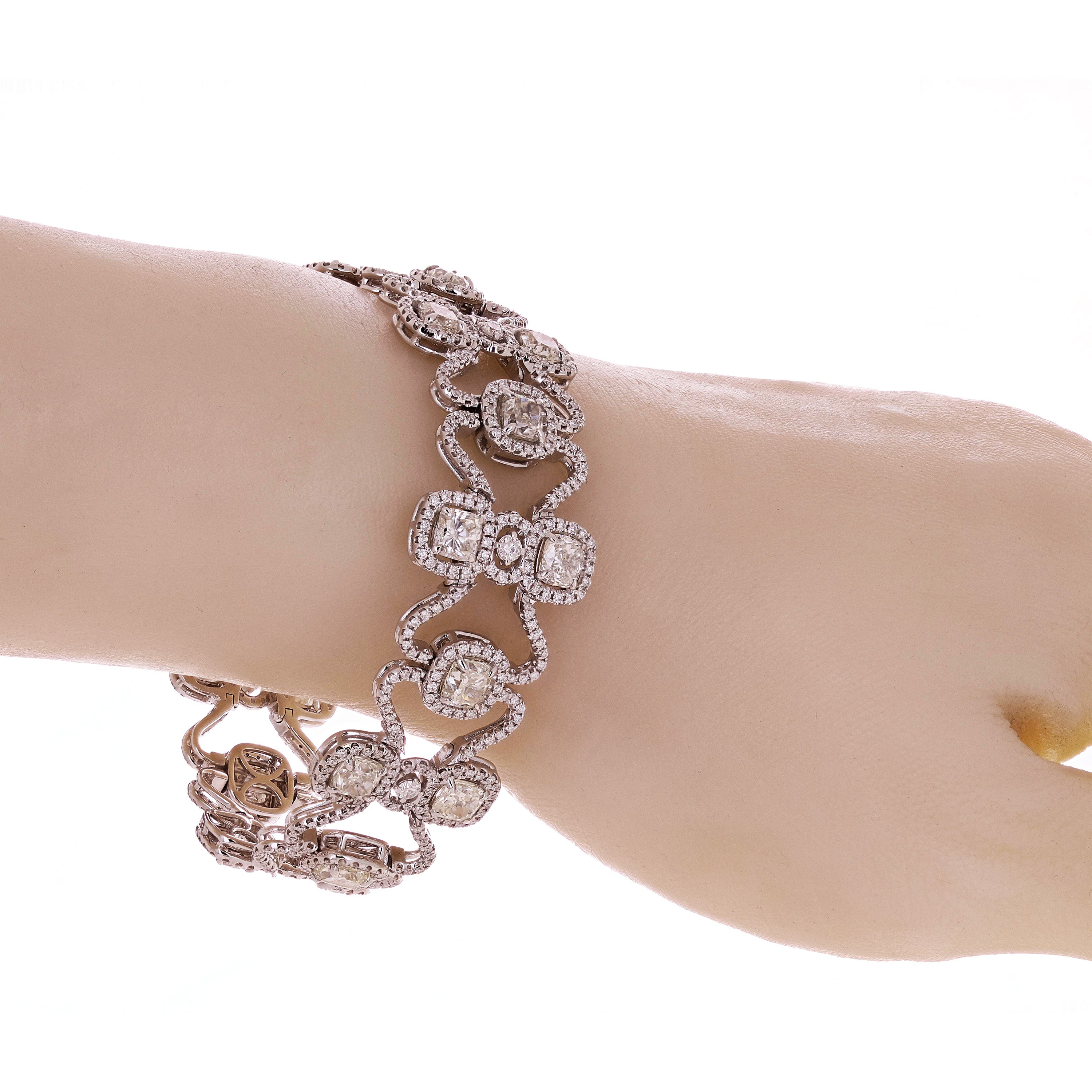 18k White Gold Fancy Shape Designer13.50ct Diamond Bracelet 7.5"