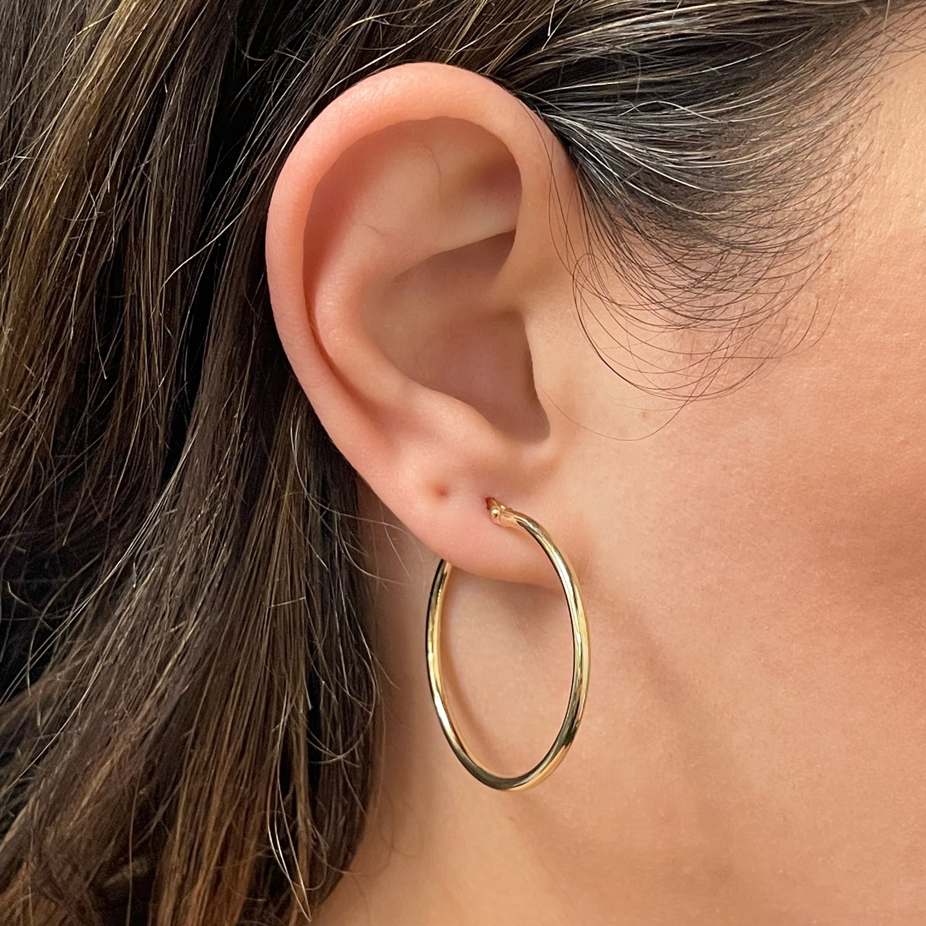 Italian 14k Yellow Gold High Polish Round Hoop Earrings 1" 2mm 1.5 grams