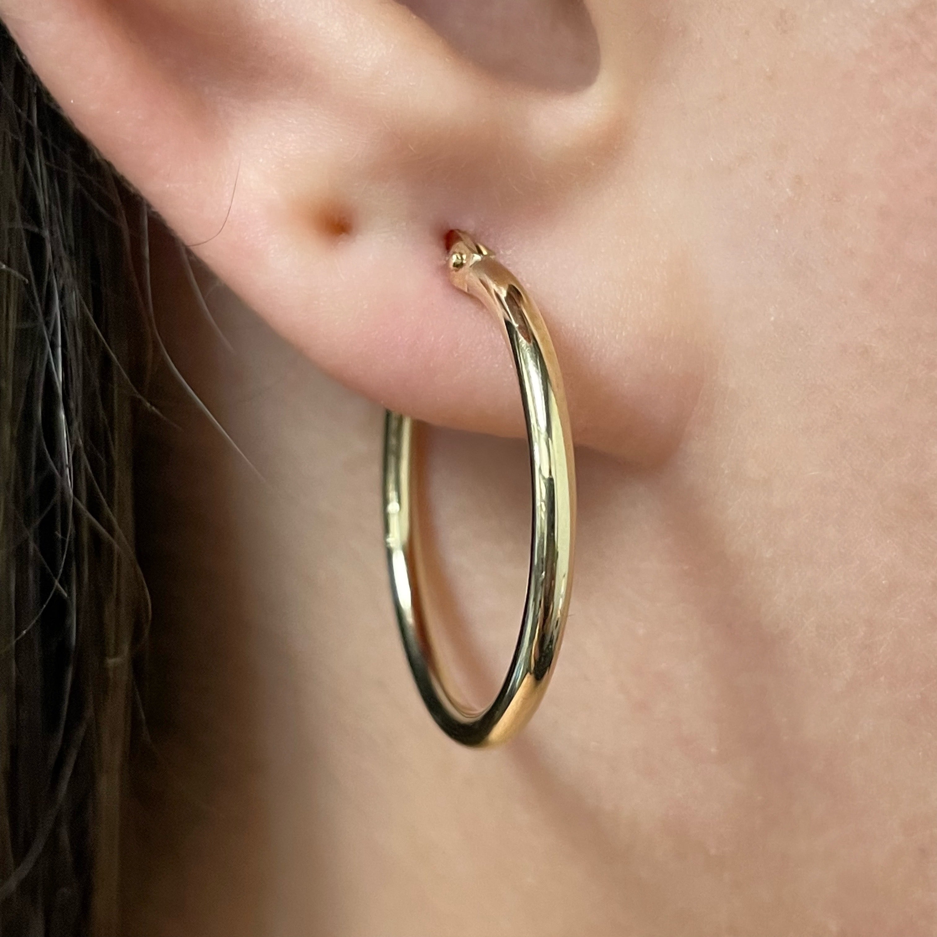 Italian 14k Yellow Gold High Polish 2mm 1" Diameter Round Hoop Earrings 1.3grams