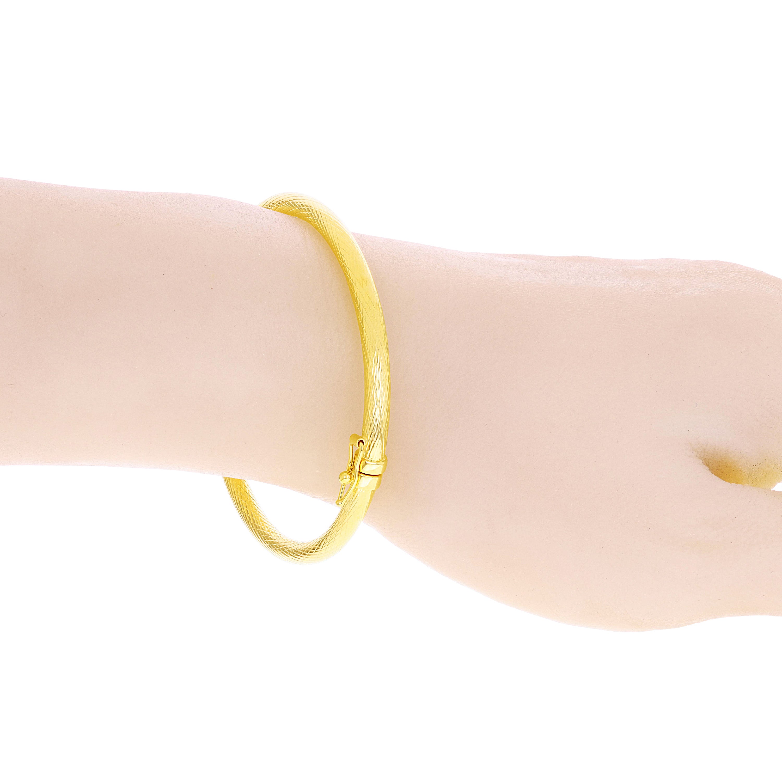 Italian 14k Yellow Gold Hollow Prizm Diamond Cut Bangle Bracelet 7" 4mm 5.1grams