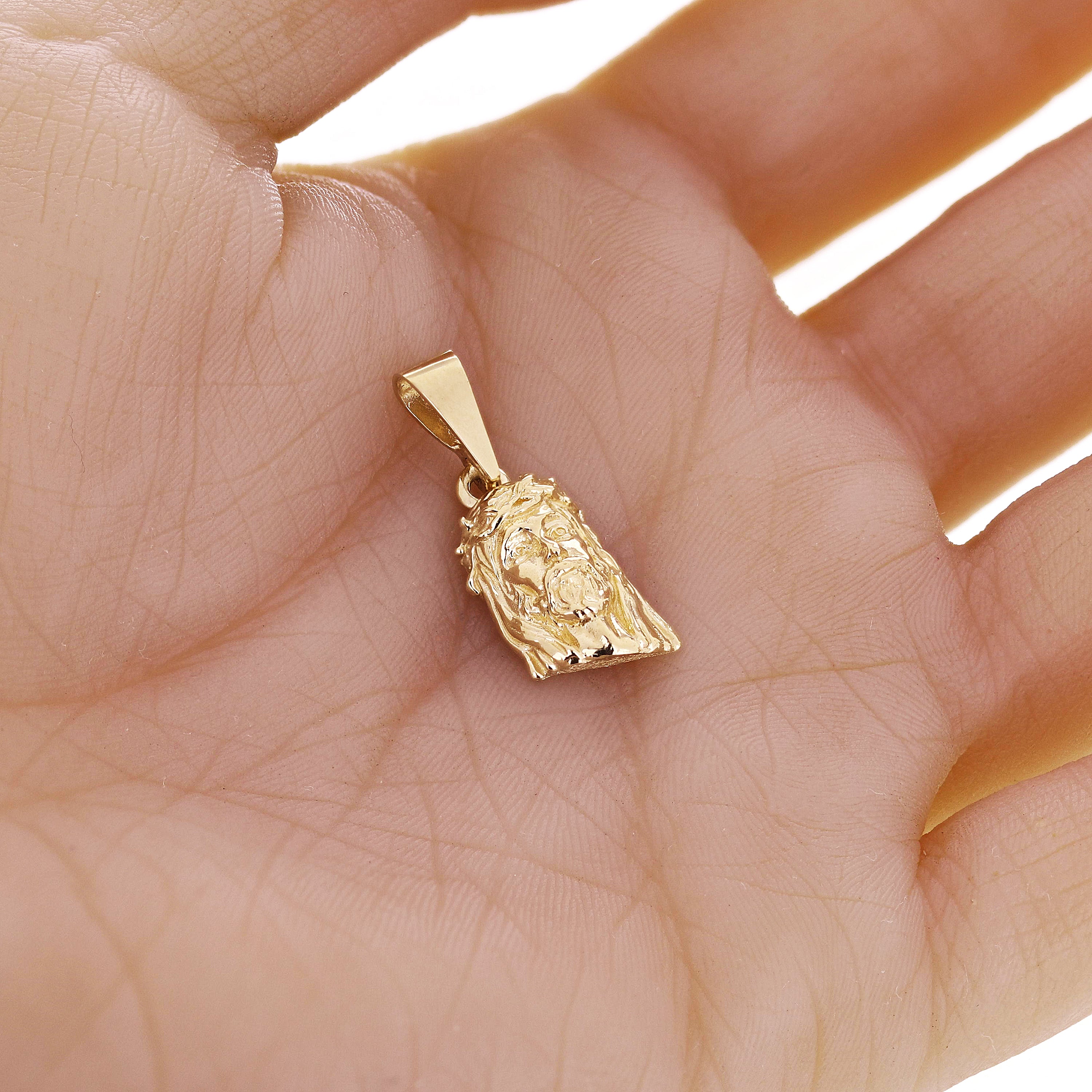 14k Yellow Gold Jesus Piece Jesus Christ Face Pendant 1.1" 3.2 grams