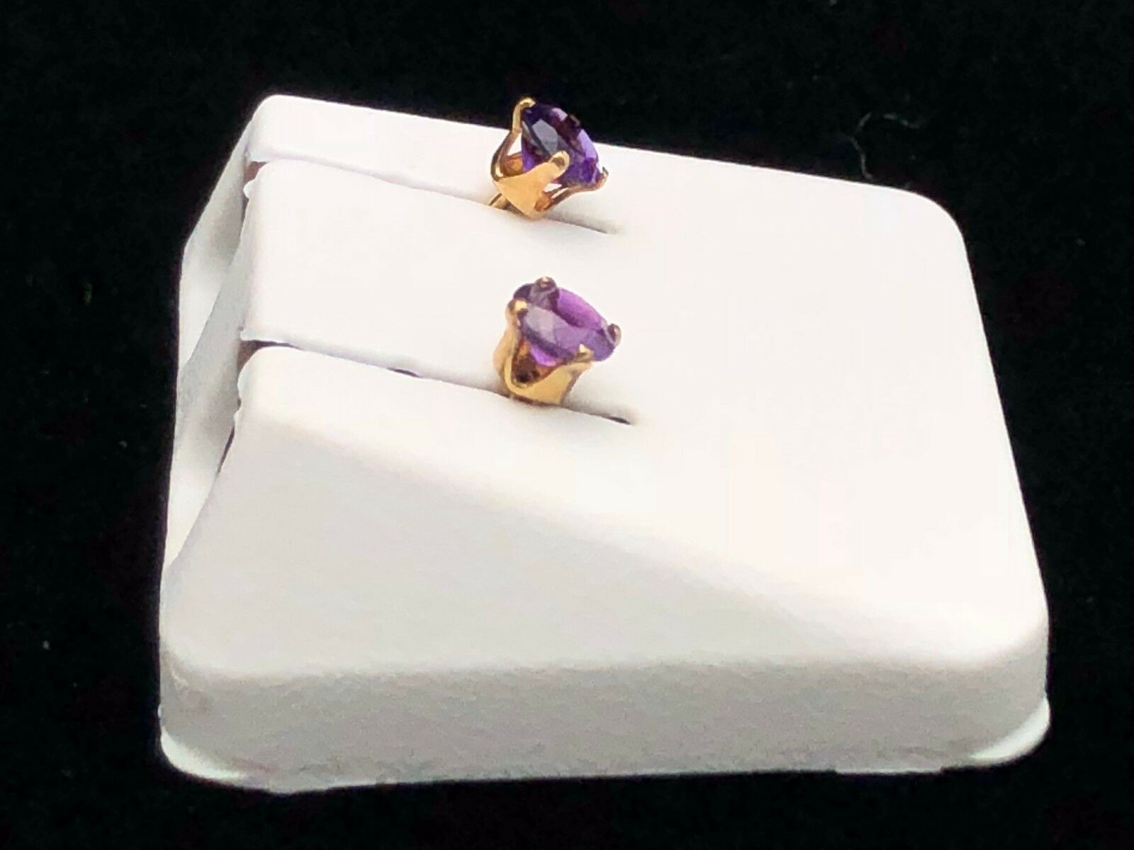 14k Yellow Gold Round Amethyst 4.15mm Stud Earrings February Birthstone