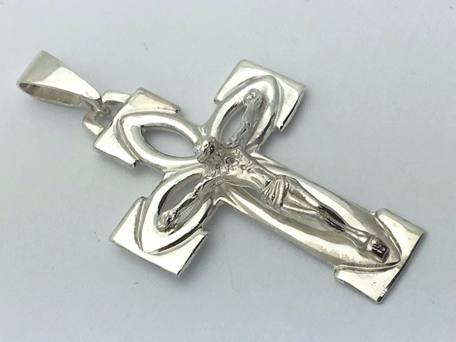 925 Sterling Silver Christian Jesus Christ Catholic Crucifix Cross Pendant