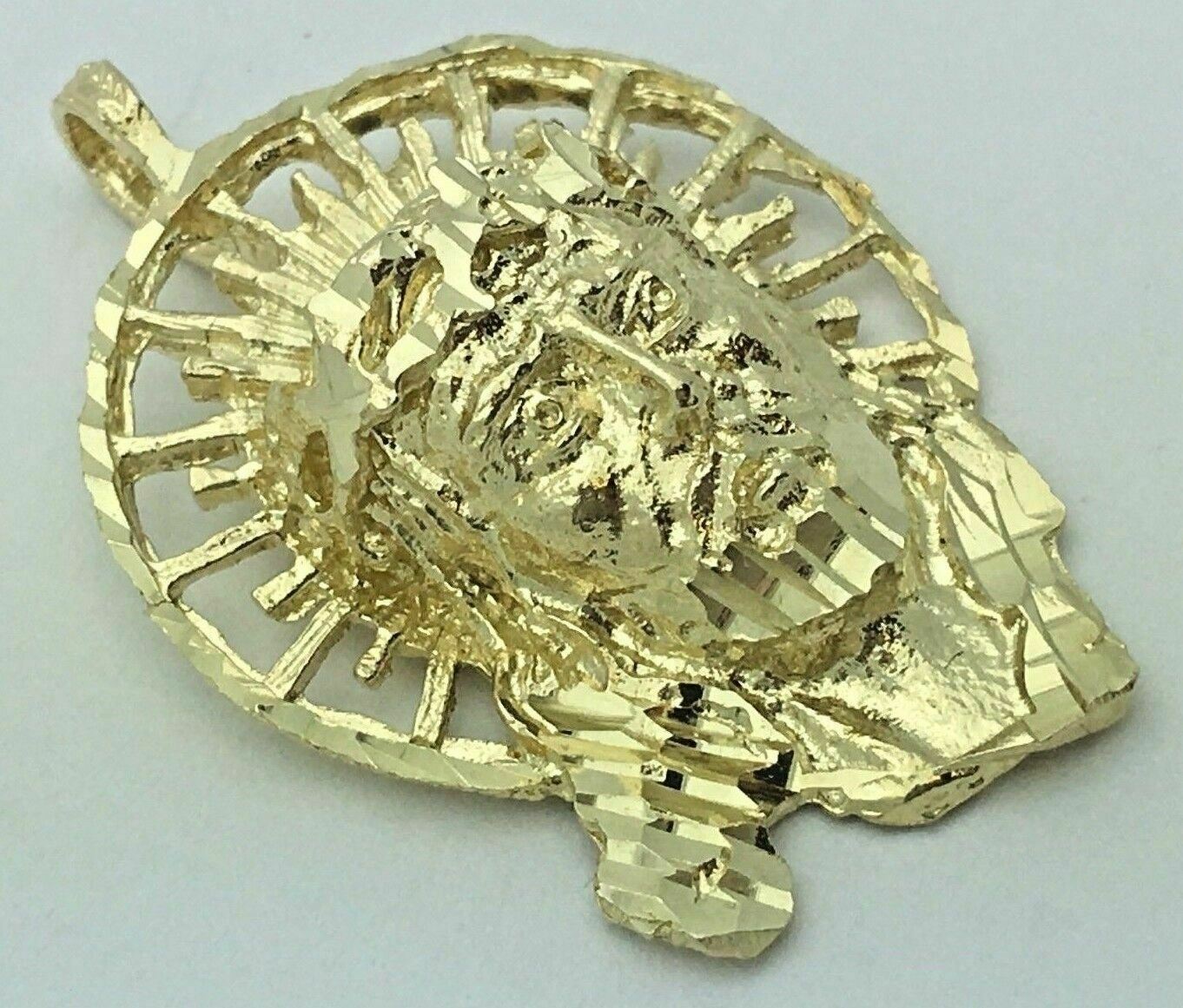 10k Yellow Gold Diamond Cut Jesus Christ Face Religious Charm Pendant 5.2 grams