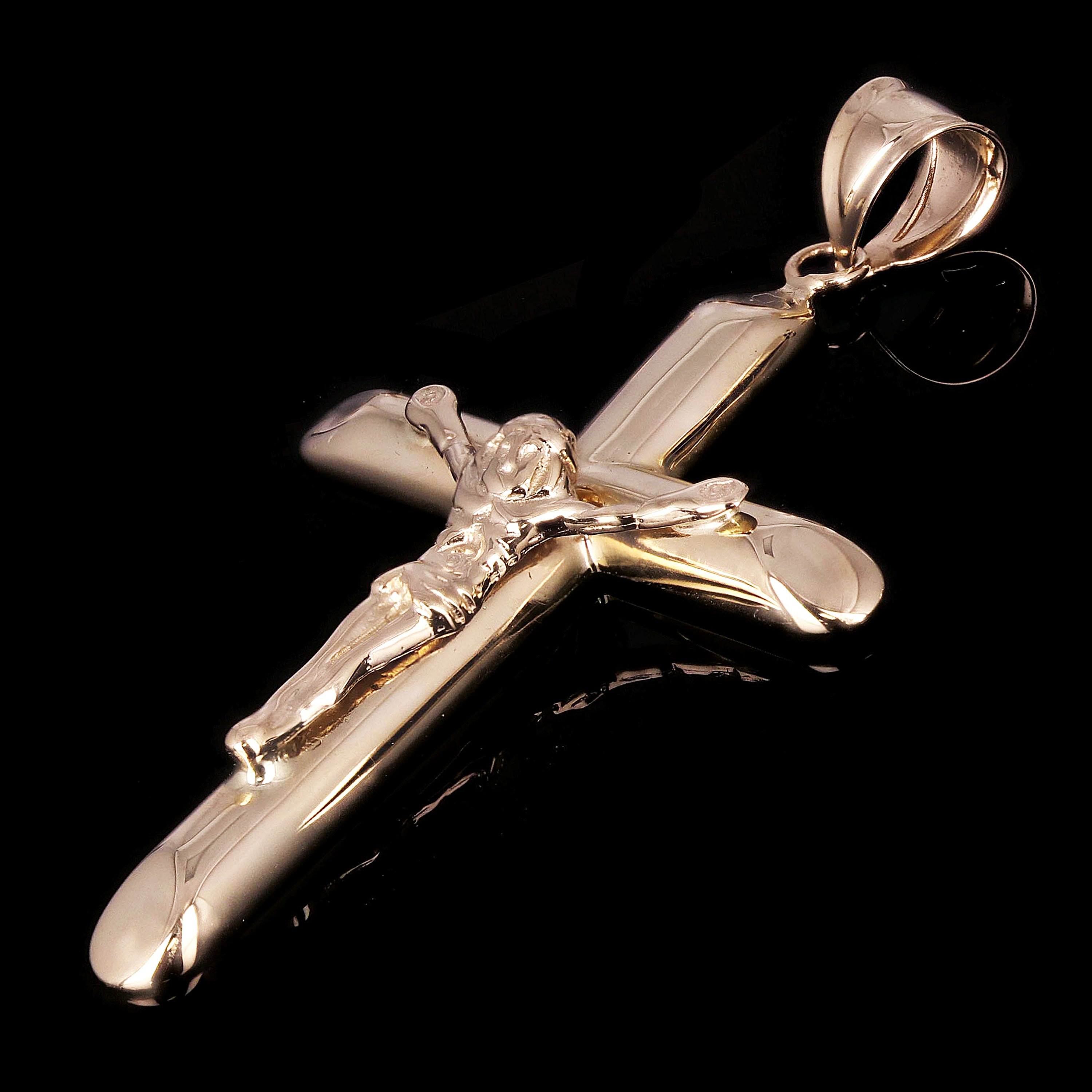 Italian Hollow 14k Yellow Gold Crucifix Cross Charm Pendant 1.7" 2.1 grams