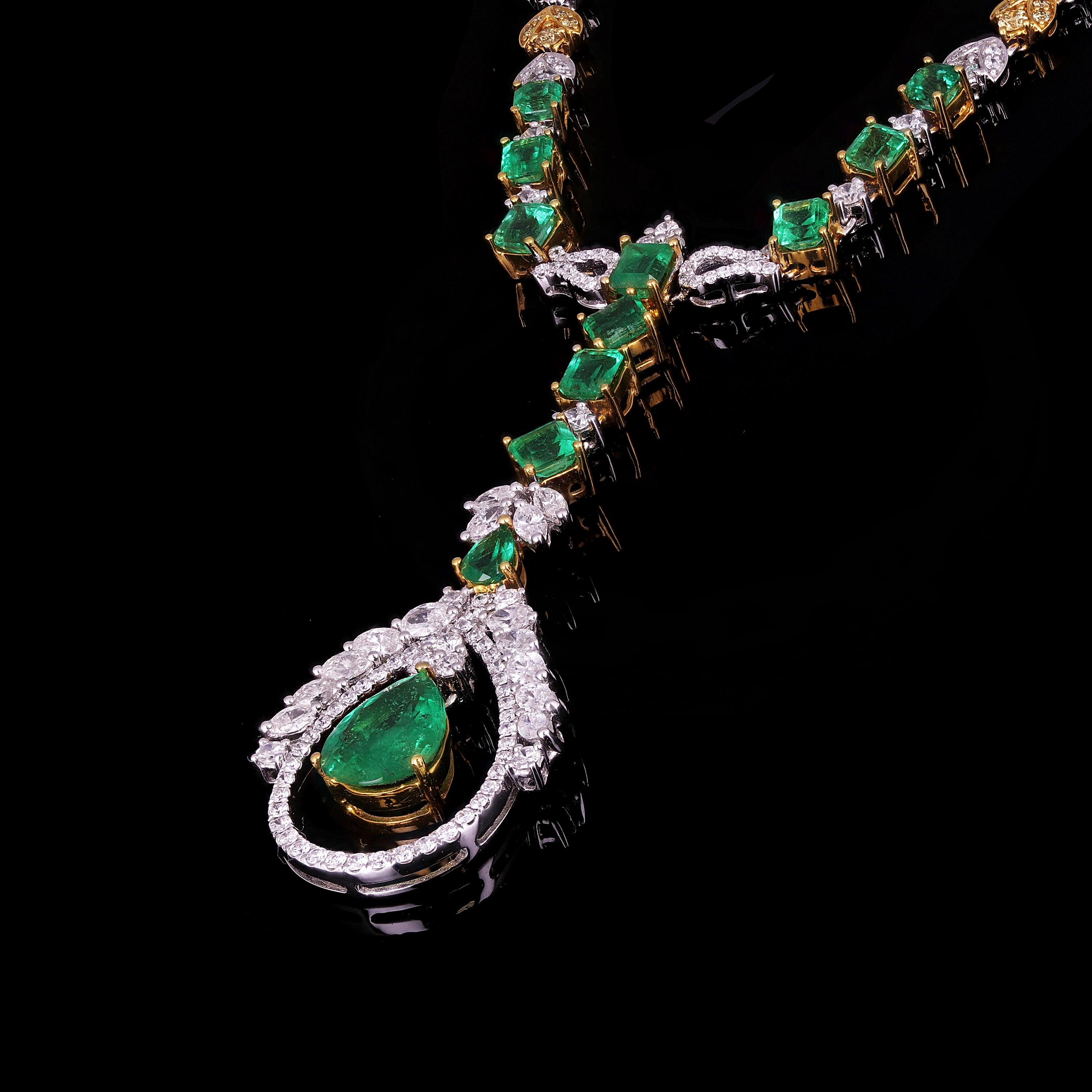 18k White & Yellow Gold 6.58ct Emerald & 6.74ct Yellow Diamond Necklace 17"