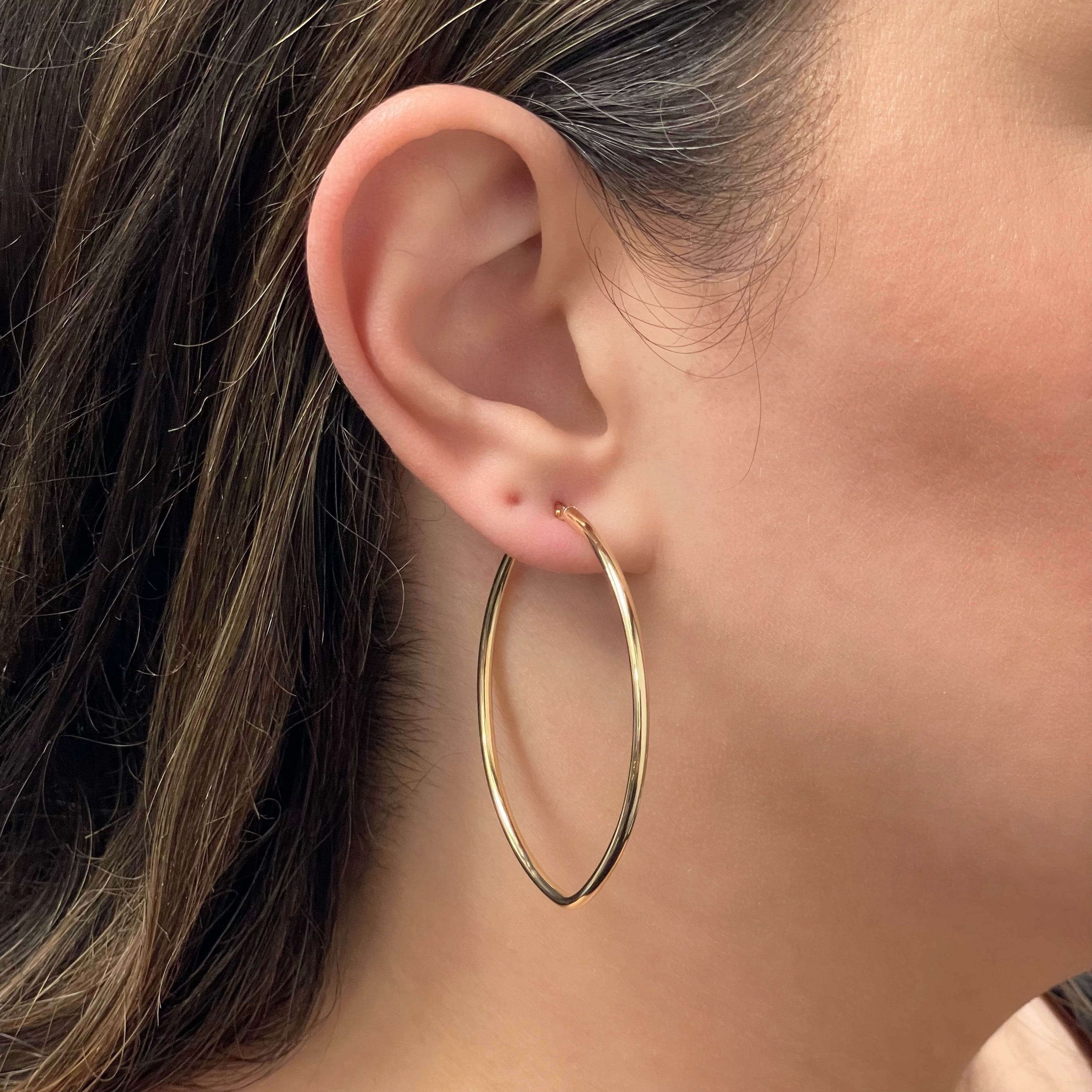 Italian 14k Yellow Gold High Polish Oval Hoop Earrings 2" 2mm 2.9 grams