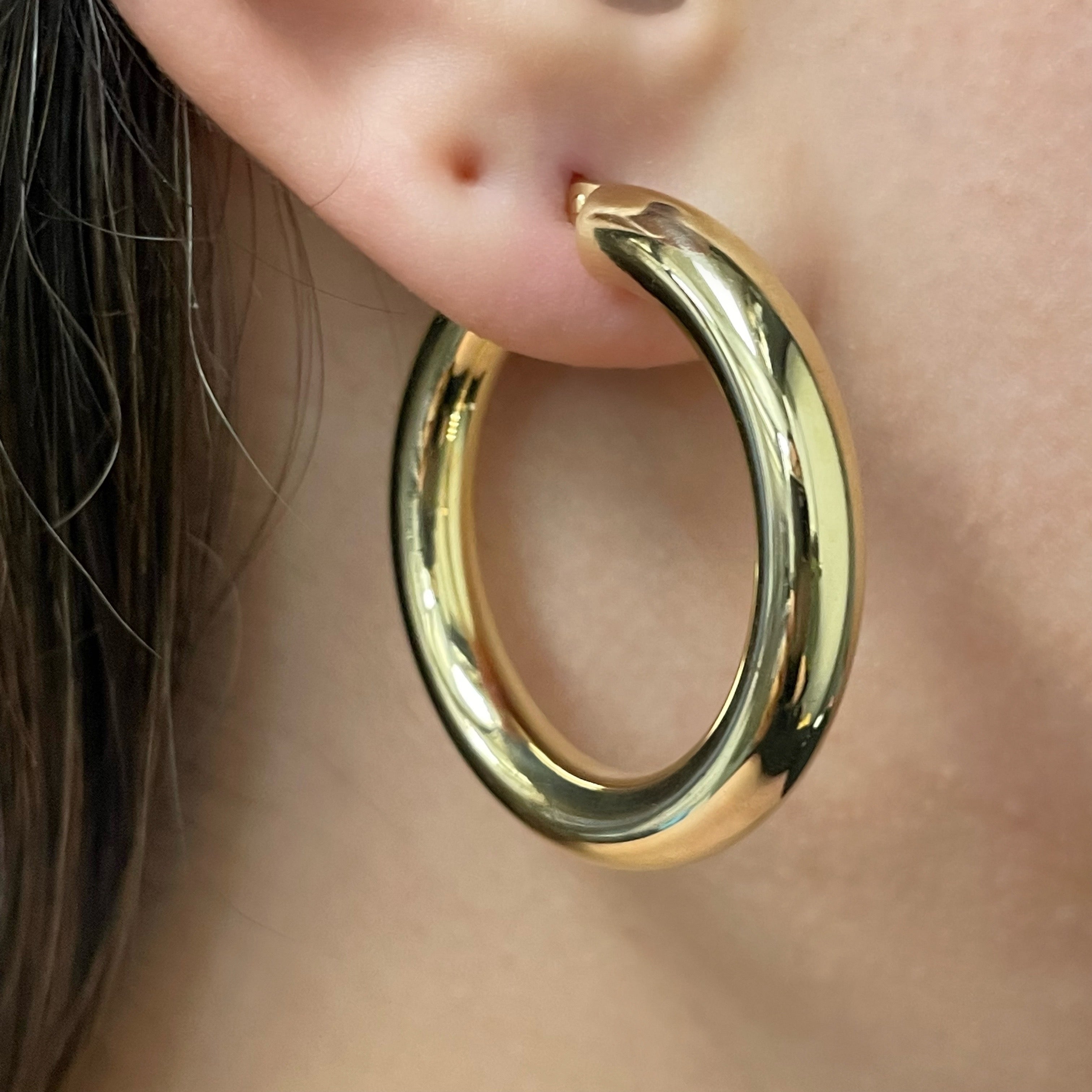 Italian 14k Yellow Gold Hollow High Polished Round Hoop Earrings 1.4" 5mm 5grams