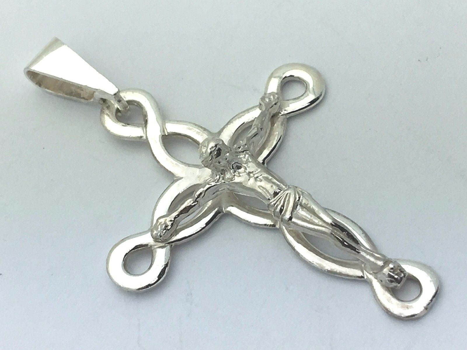 925 Sterling Silver Christian Jesus Christ Catholic Crucifix Cross Pendant