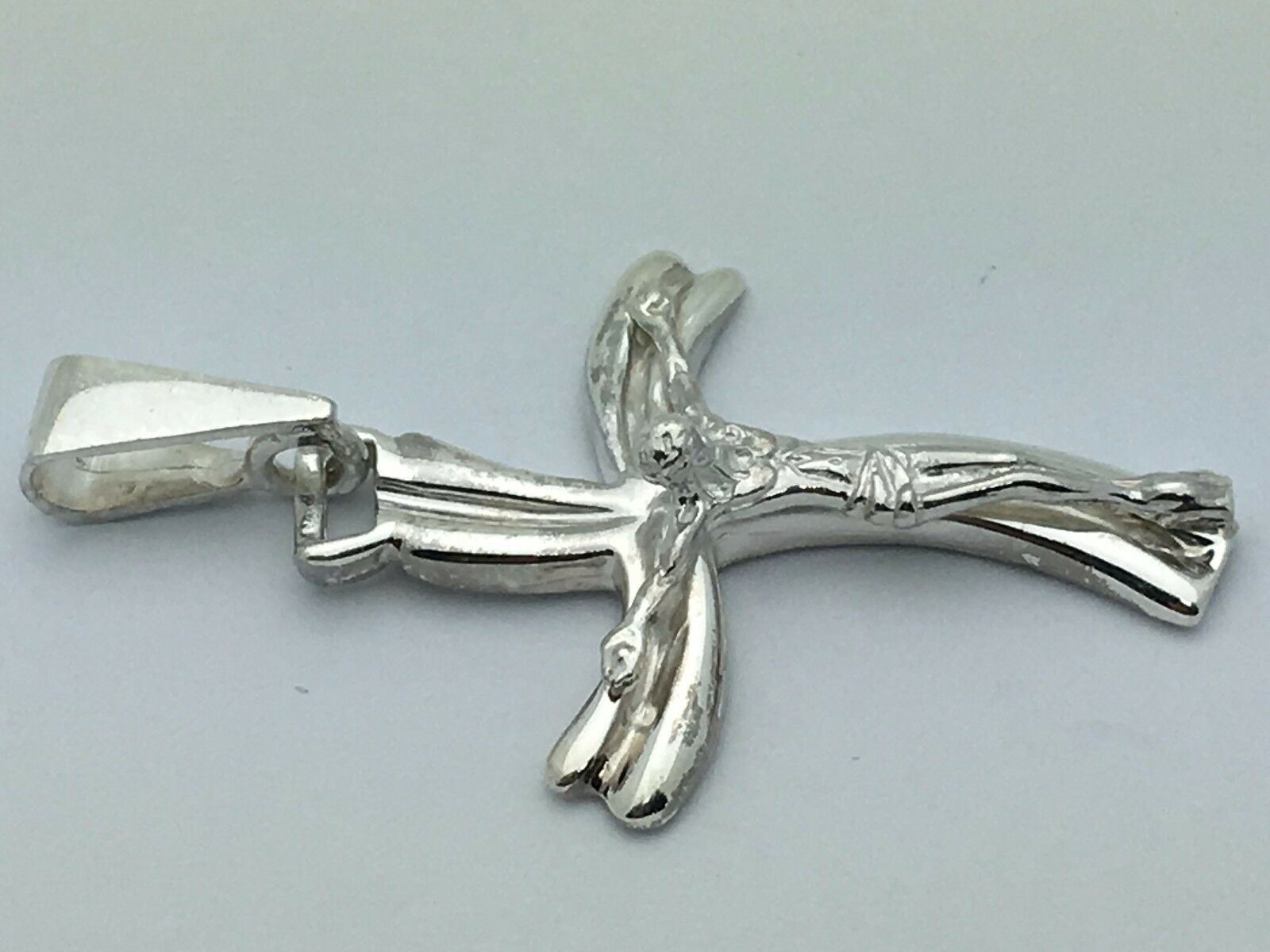 925 Sterling Silver Christian Jesus Christ Catholic Crucifix Cross Pendant