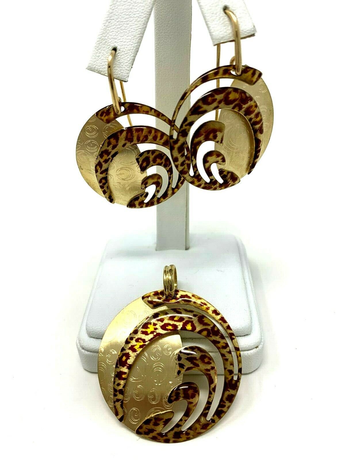 Italian 14k Yellow Gold Enamel Animal Print Round Earrings and Pendant Set 20g