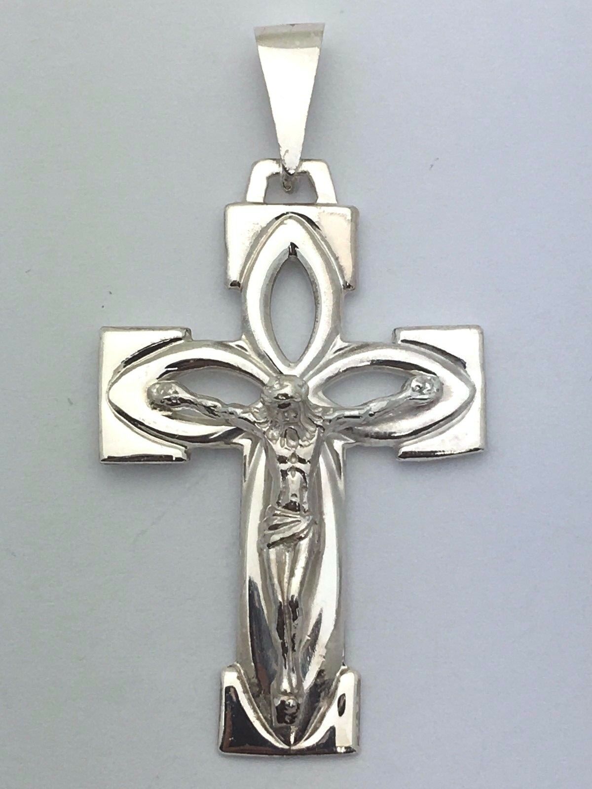 925 Sterling Silver Christian Jesus Christ Catholic Crucifix Cross Pendant