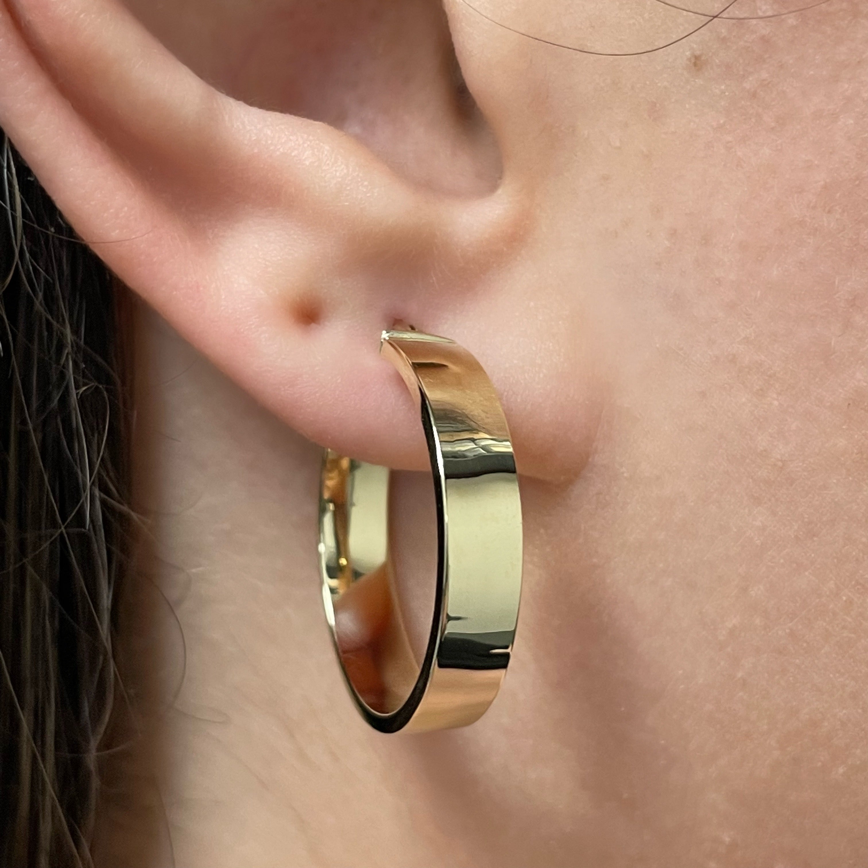 Italian 14k Yellow Gold Polished Medium Flat Tube Hollow Hoop Earrings