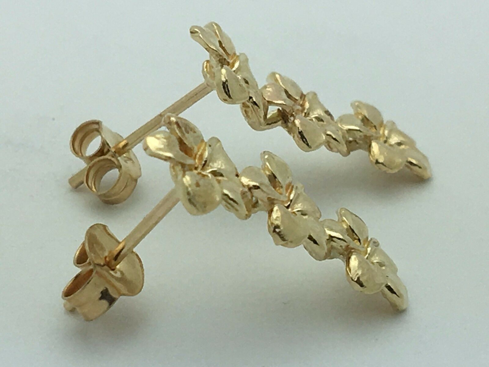 14k Yellow Gold Solid Hawaiian Plumeria Flower Drop Earrings 2.1 grams