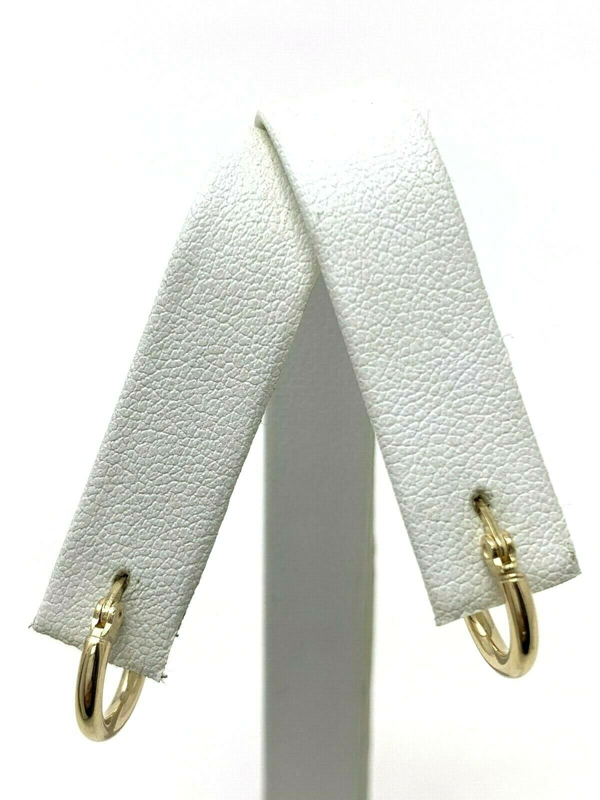 14k Yellow Gold Round Small Hollow Hoop Loop Earrings 13.6mm x 12.3mm 1 gram