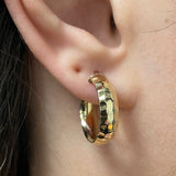 Italian 14k Yellow Gold Polished Hammered Rounded Flat Medium Hoop Earrings