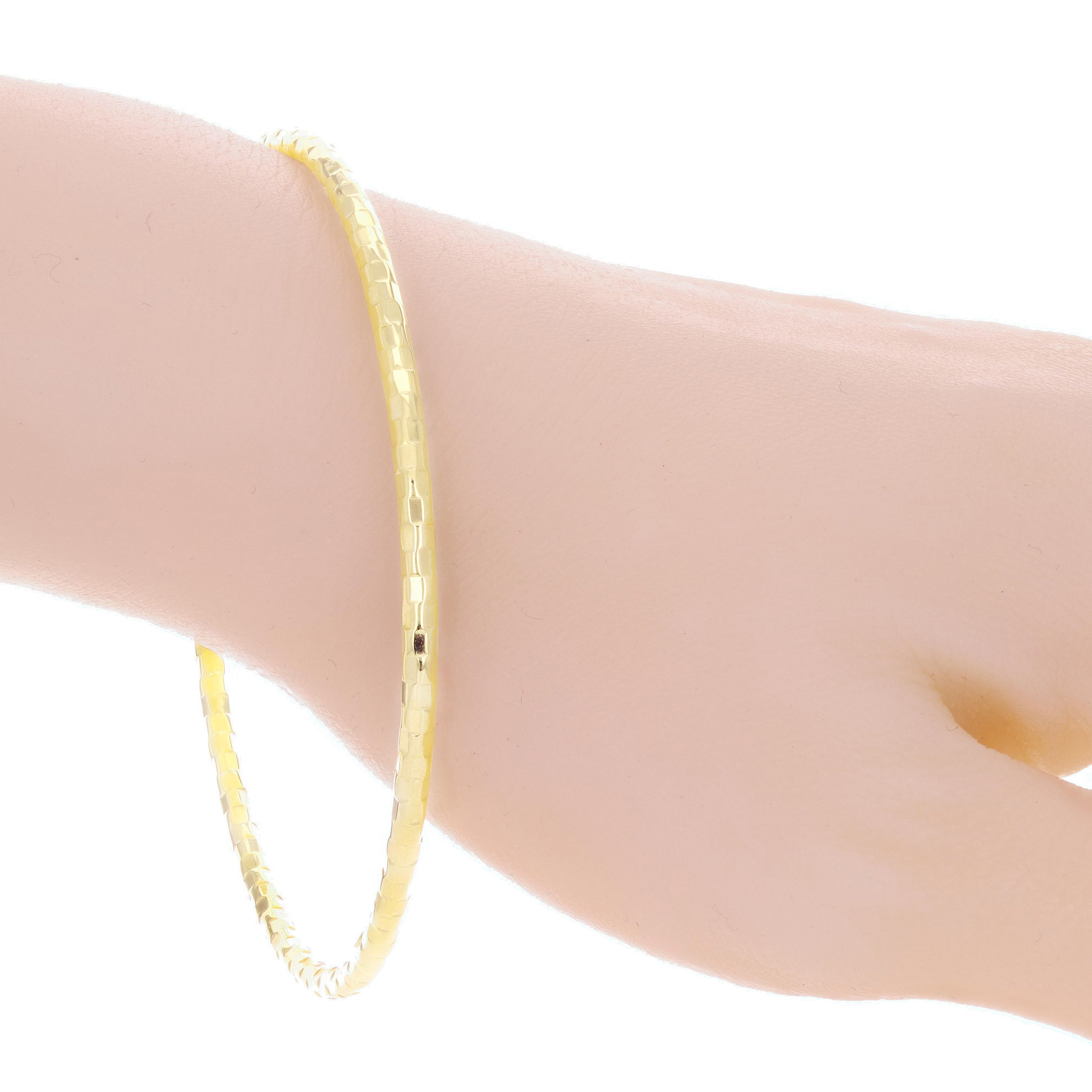 Italian 14k Yellow Gold Faceted 3mm 3" Diameter Round Bangle Bracelet 3 grams