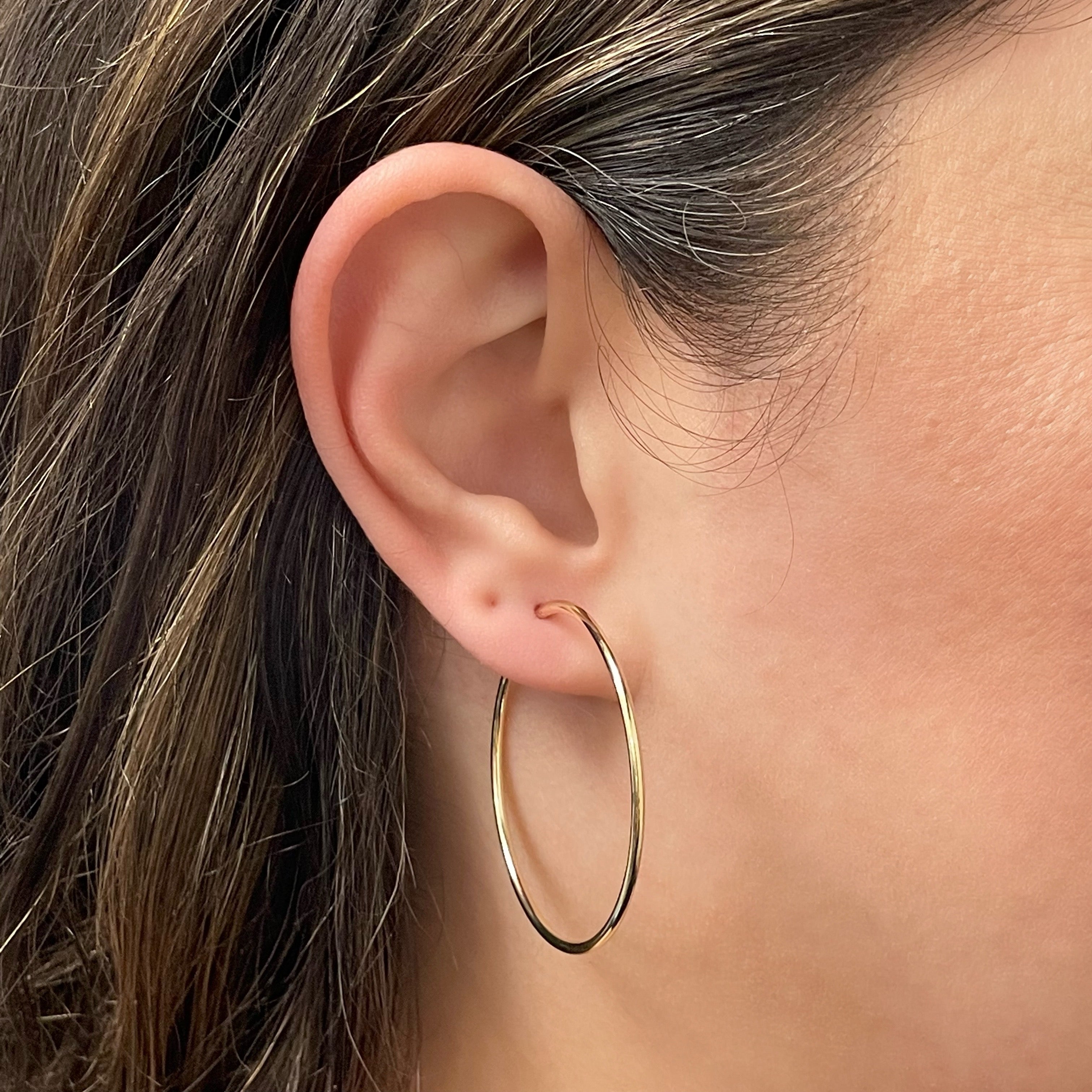 Italian 14k Yellow Gold High Polish Round Endless Hoop Earrings 1.5" 1.3 grams