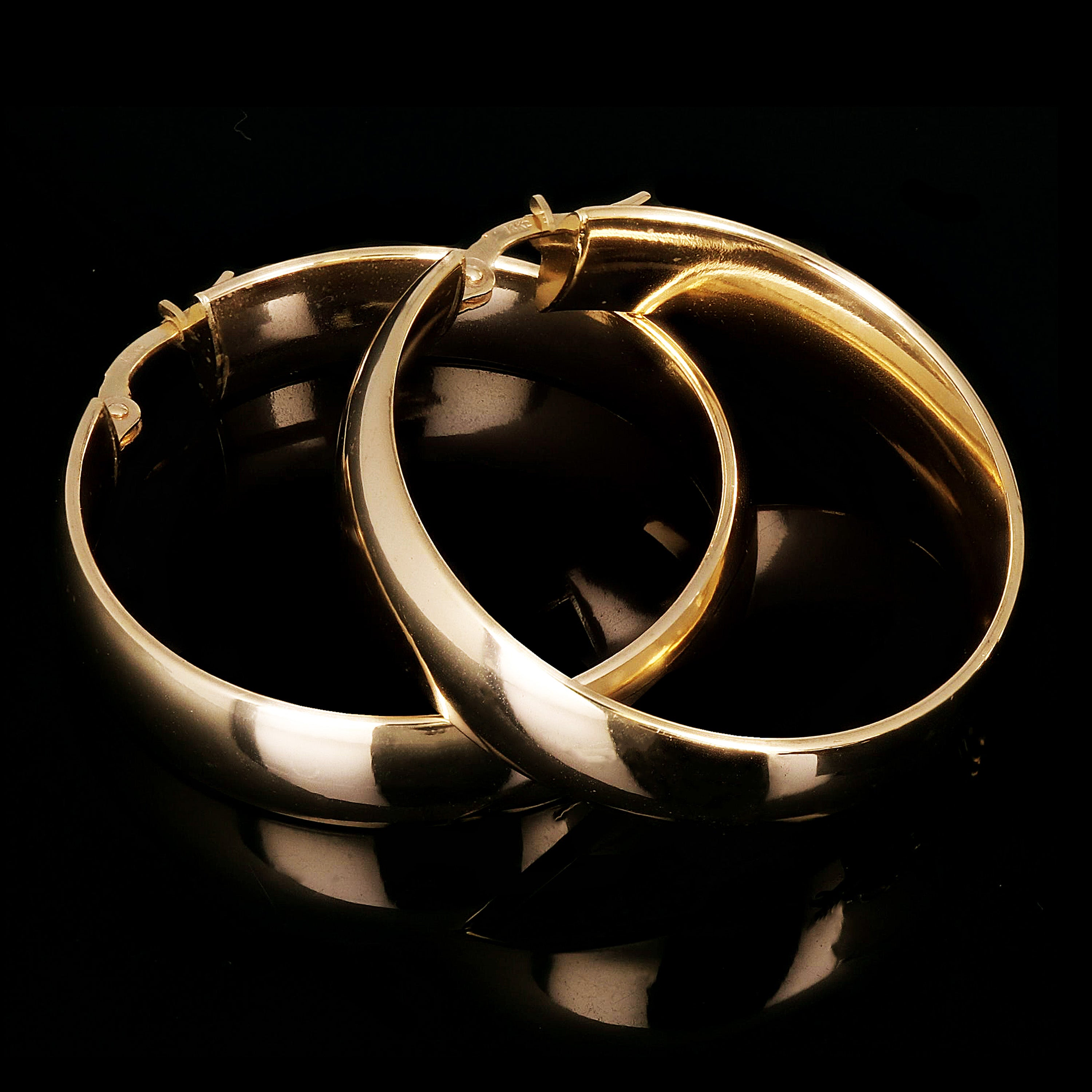 Italian 14k Yellow Gold Shiny Round Hollow Hoop Earrings 1.4" 7mm 4.3 grams