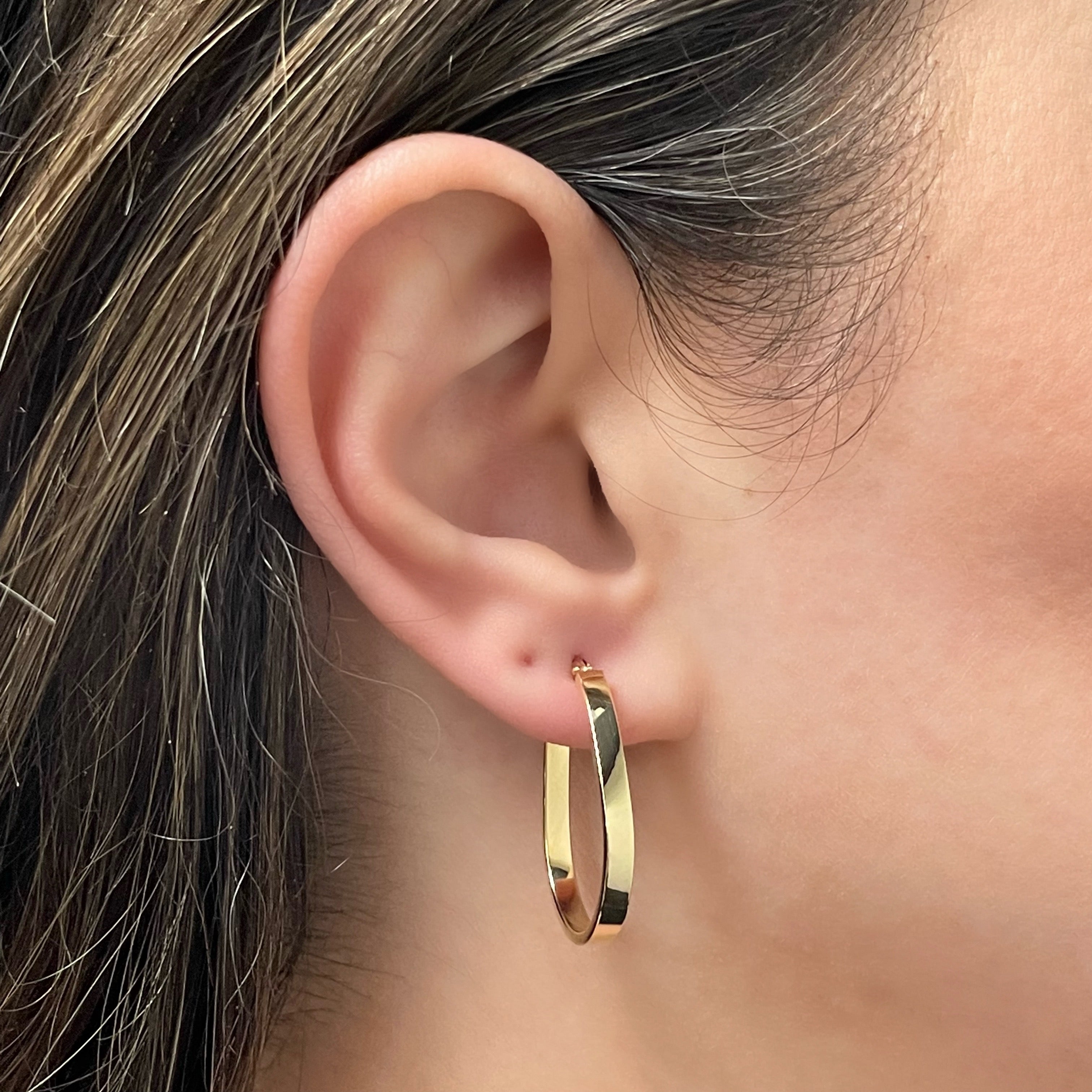 Italian 14k Yellow Gold Oblong Oval U-Shaped Hoop Earrings 1.1" 2.9mm 2 grams