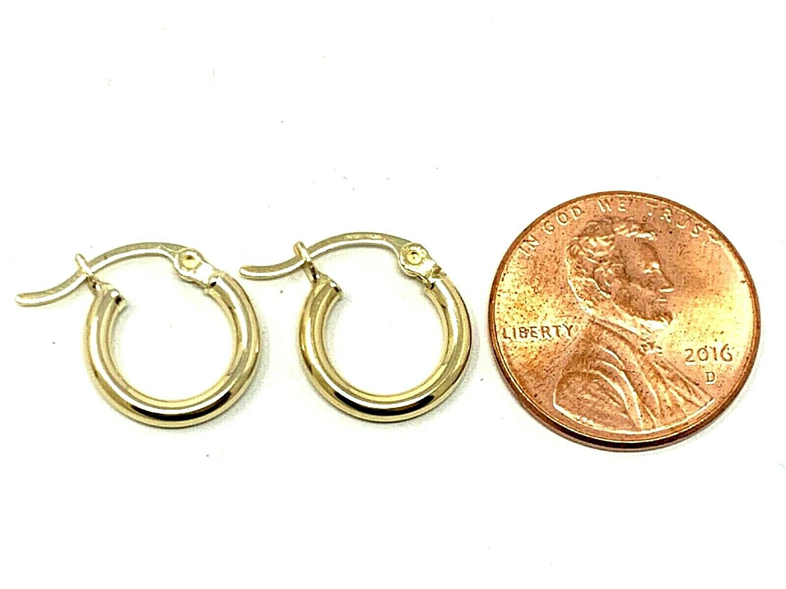 14k Yellow Gold Round Small Hollow Hoop Loop Earrings 13.6mm x 12.3mm 1 gram