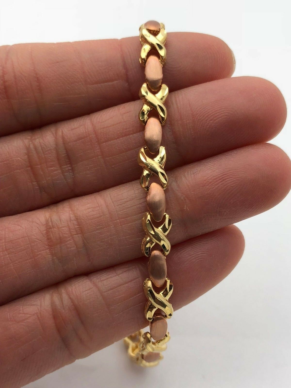 14k Two Tone Gold Satin Finish Hugs & Kisses XOXO Link Bracelet 7.25" 5.4mm 8.5g