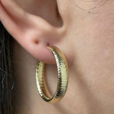 Italian 14k Yellow Gold Hollow Faceted Hoop Earrings 1.1" 5mm 3.8 grams
